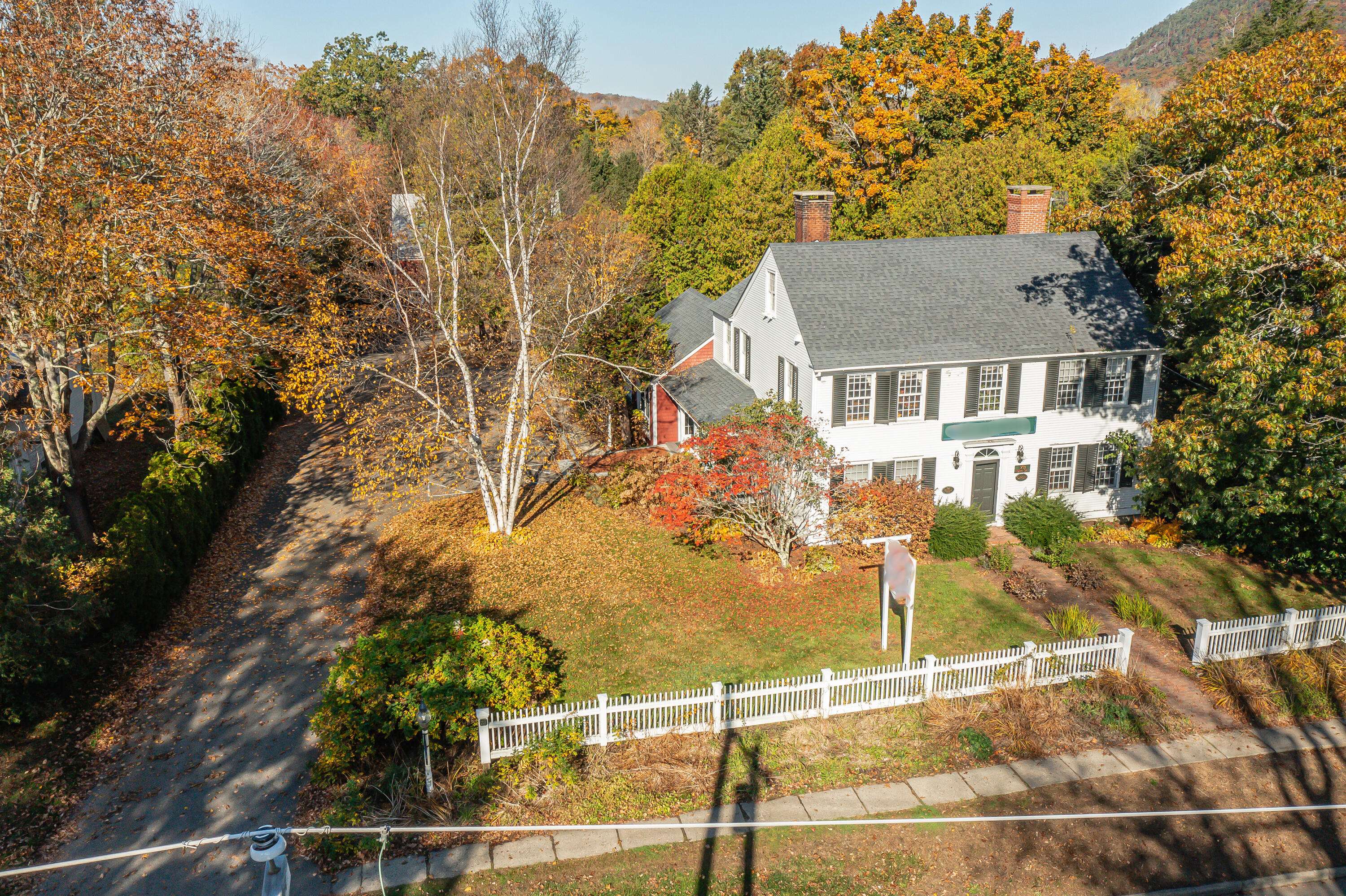 Camden, ME 04843,73 (1) Elm ST