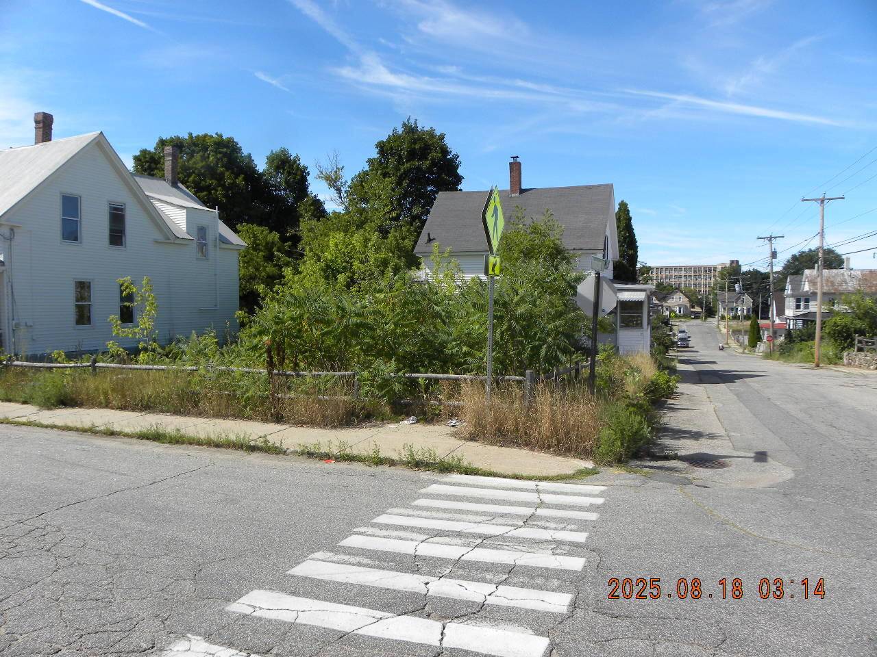 Sanford, ME 04073,22 North AVE