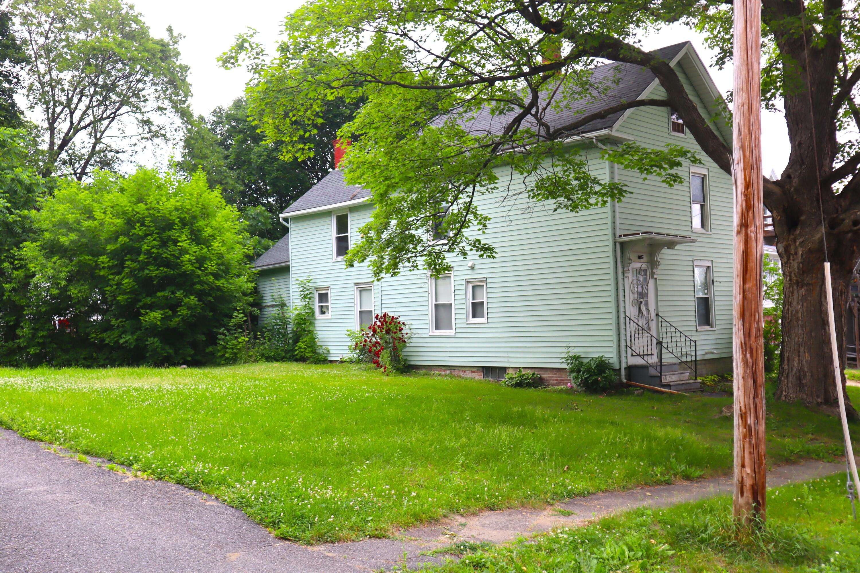 Waterville, ME 04901,5 Boutelle AVE