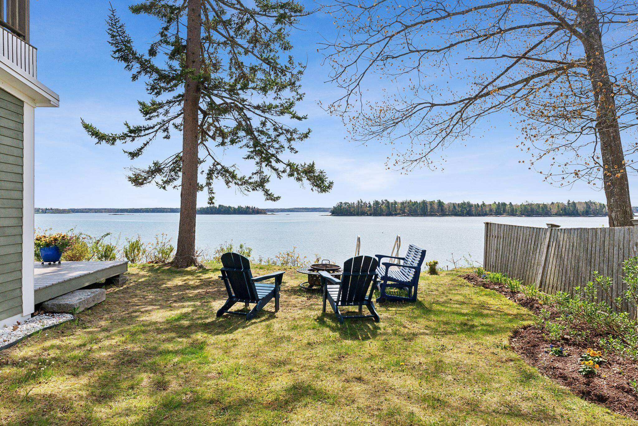 Freeport, ME 04032,44 Maquoit DR