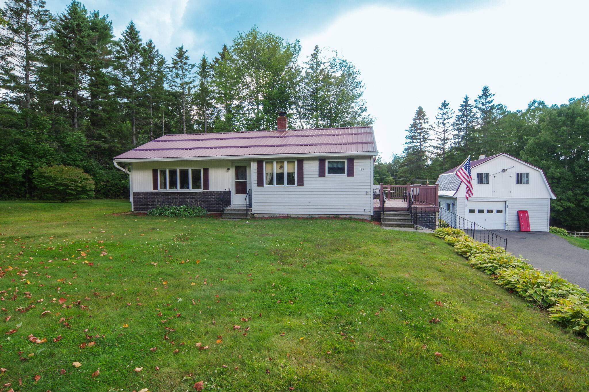 Sangerville, ME 04479,87 N North Dexter RD