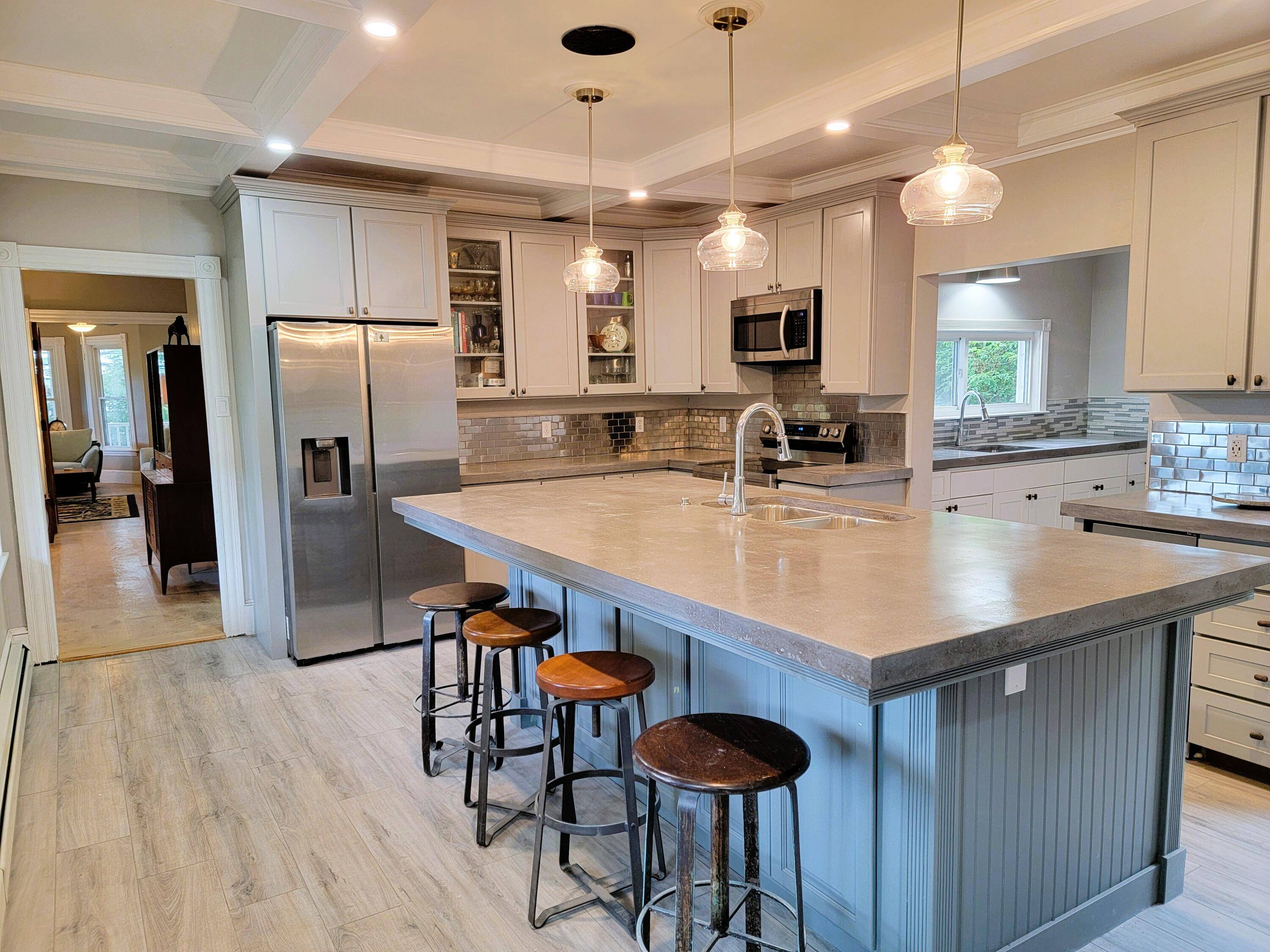 Smithfield, ME 04978,39 Lake View DR