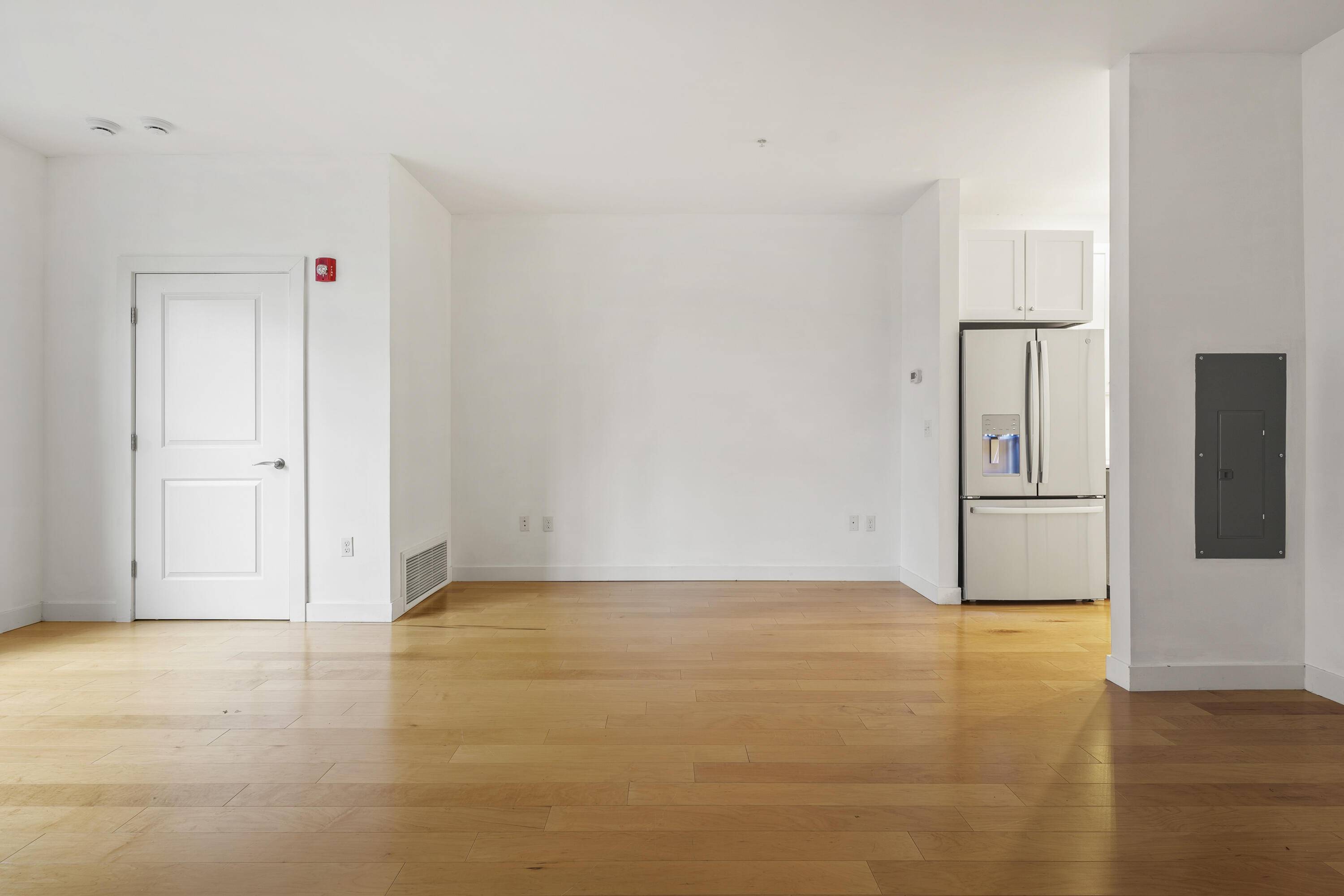 Portland, ME 04101,15 Middle ST #205