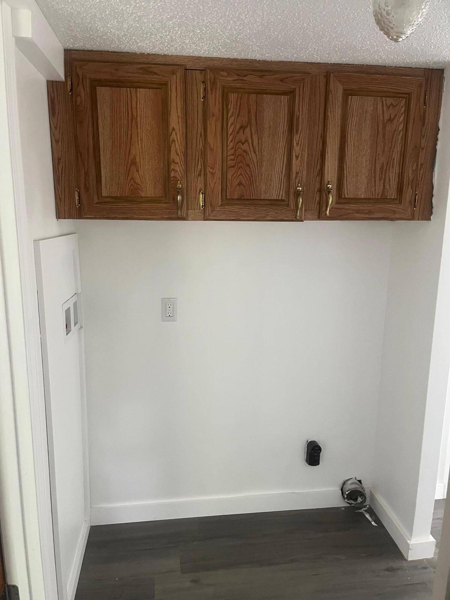 China, ME 04358,72 Chadwick WAY