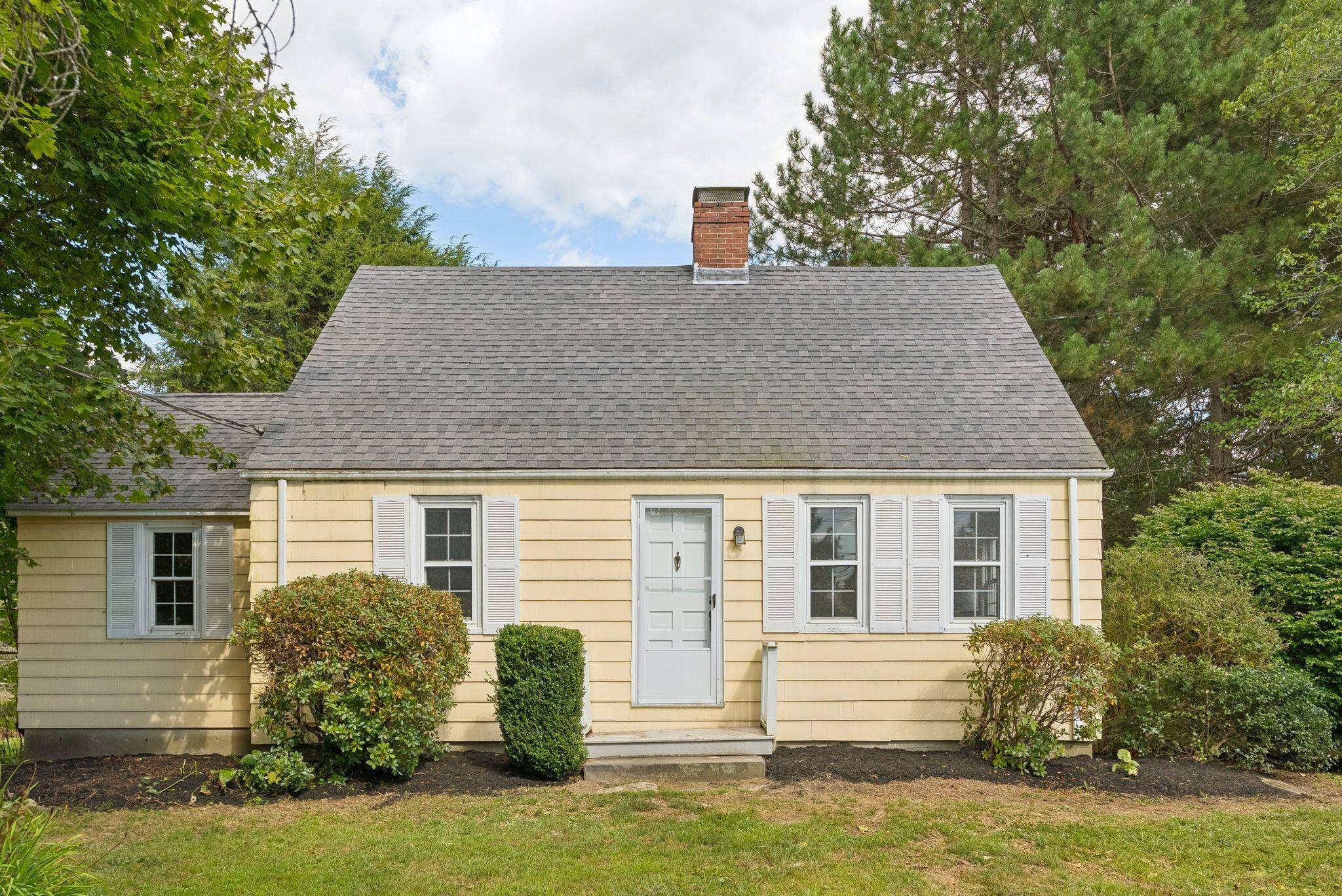 Cumberland, ME 04021,193 Main ST