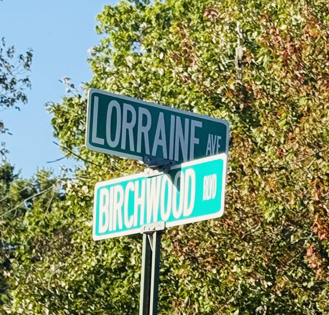 Brewer, ME 04412,6 Lorraine AVE