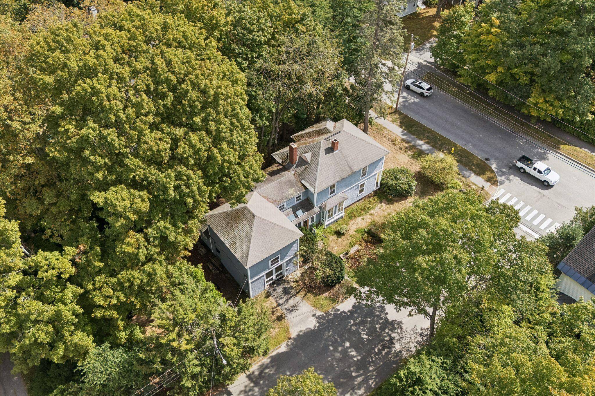 Brunswick, ME 04011,8 Mckeen ST