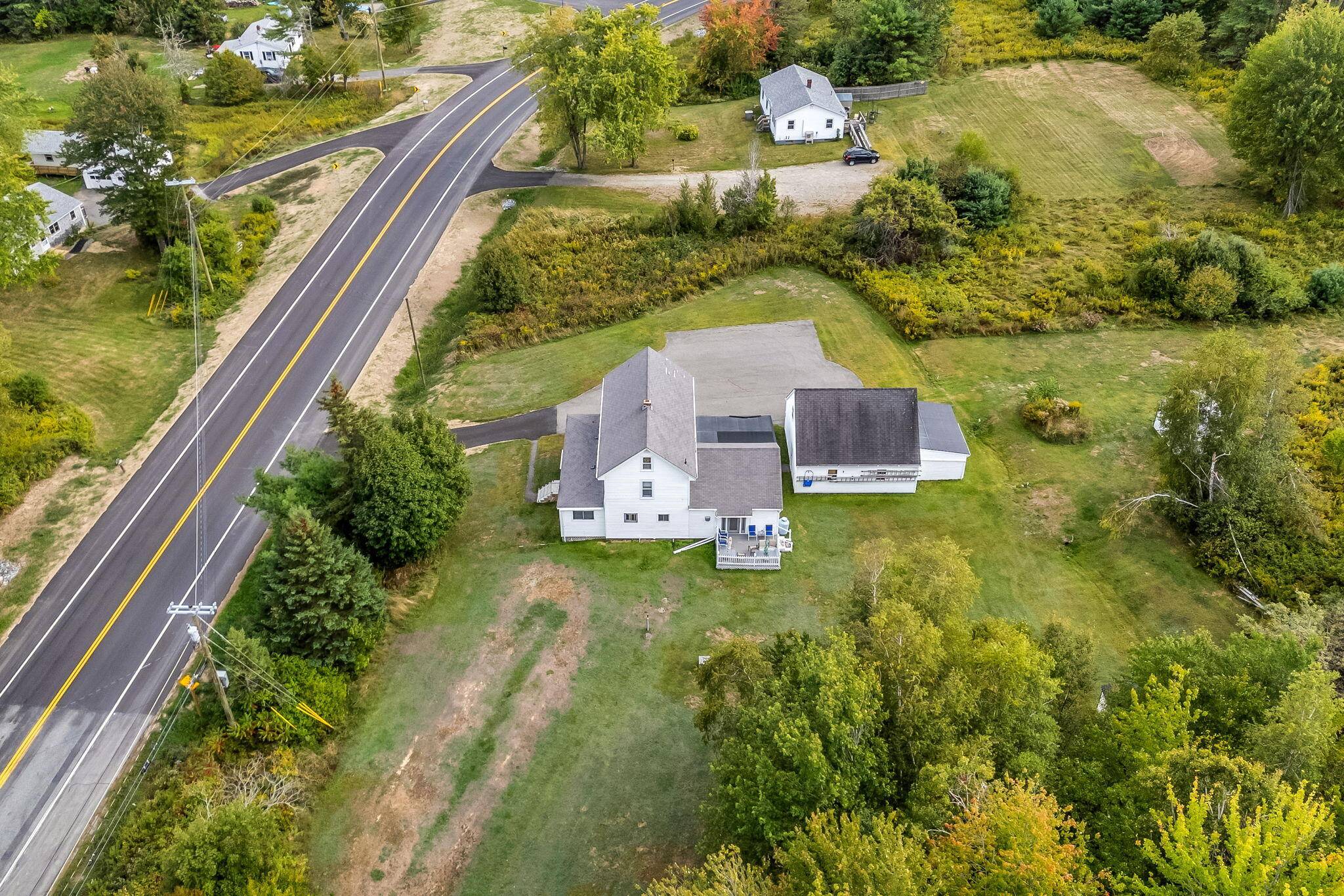 Eddington, ME 04428,619 Main RD