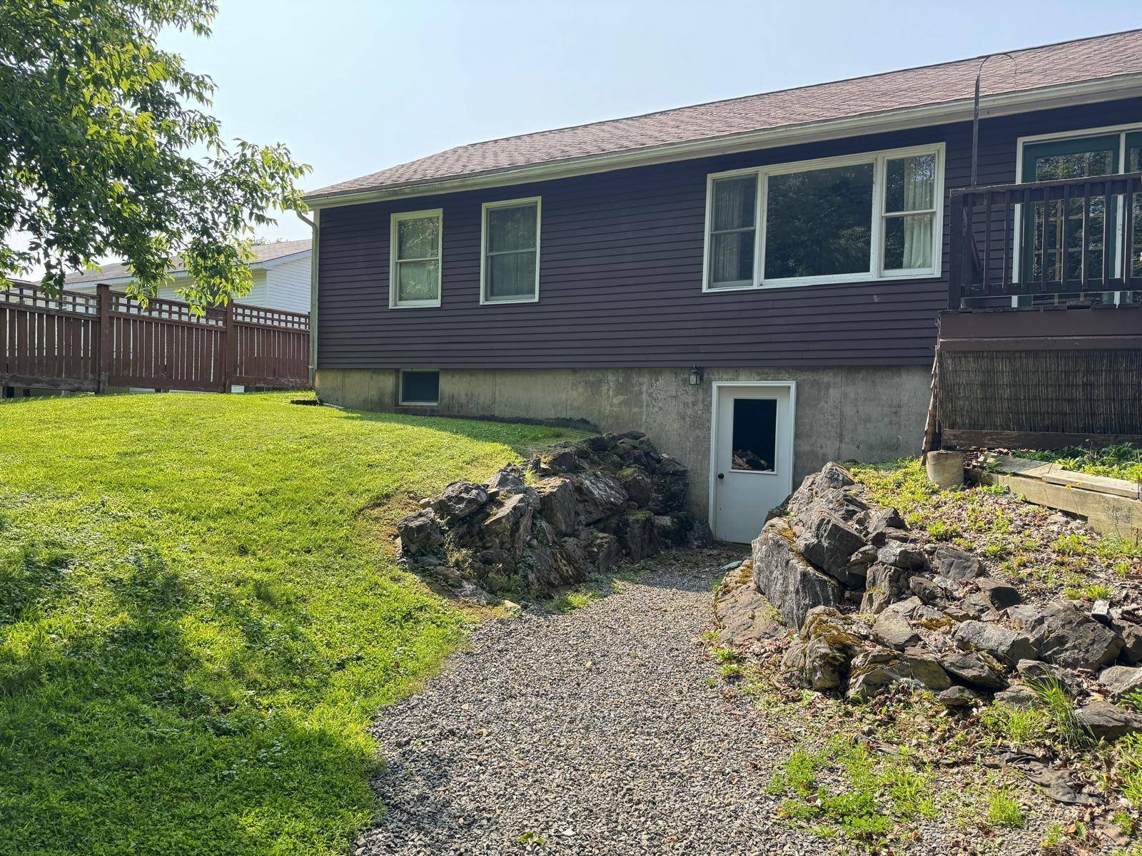Presque Isle, ME 04769,54 University ST