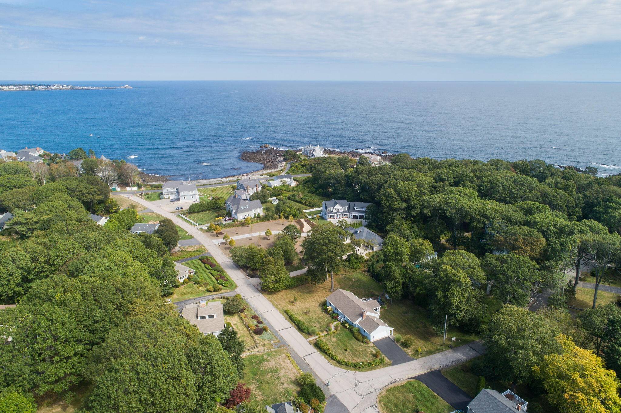 York, ME 03909,8 Wavecrest DR
