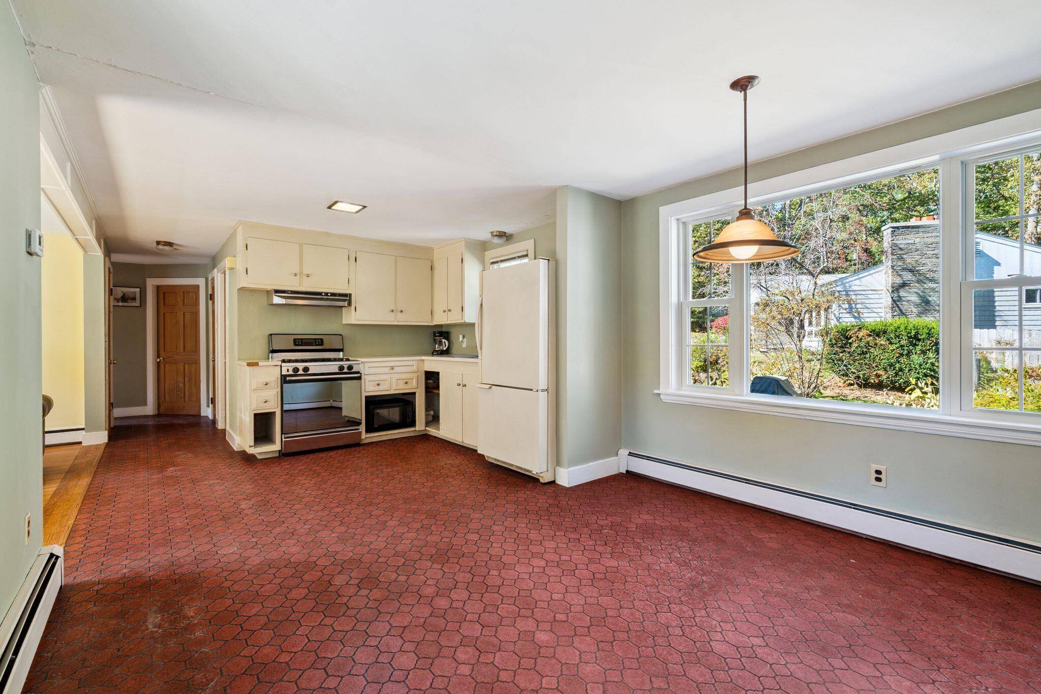 Scarborough, ME 04074,19 Jasper ST