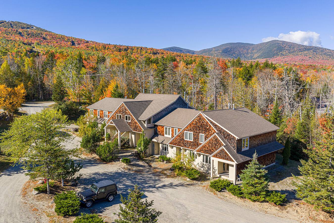 Carrabassett Valley, ME 04947,5003 Fall Line DR #B