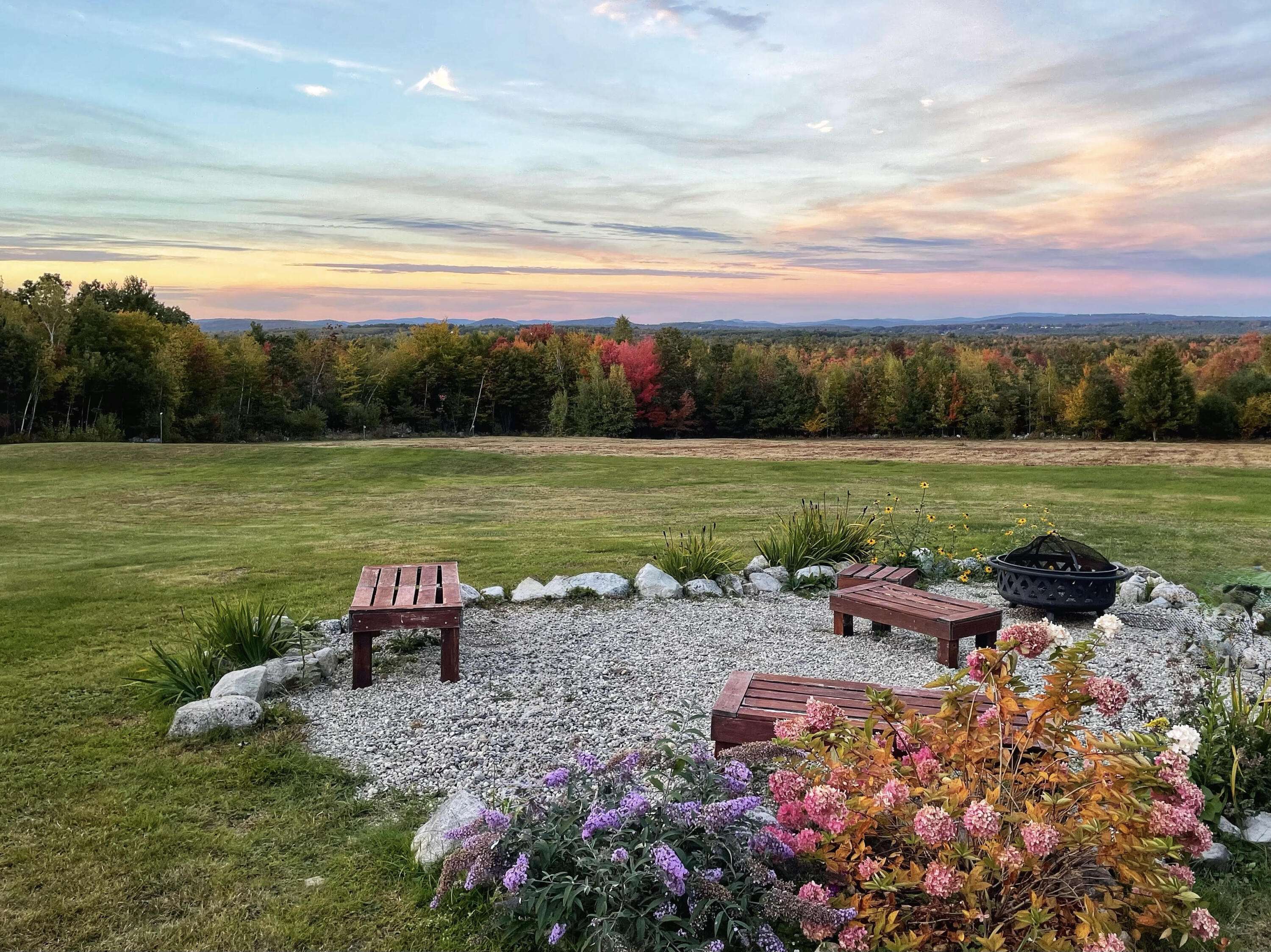 Bridgton, ME 04009,380 Hio Ridge RD