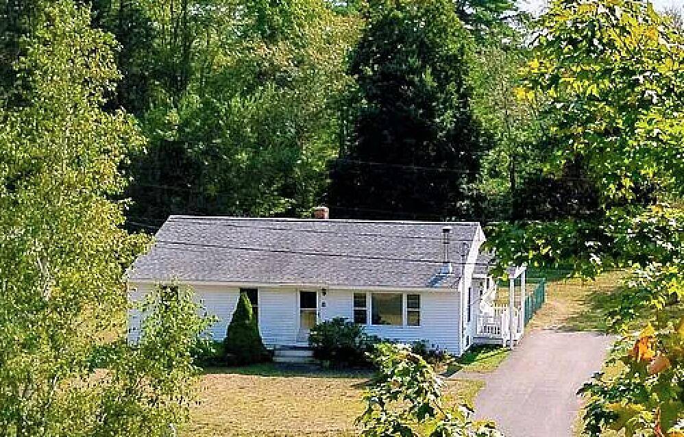 Brunswick, ME 04011,8 Atwood LN