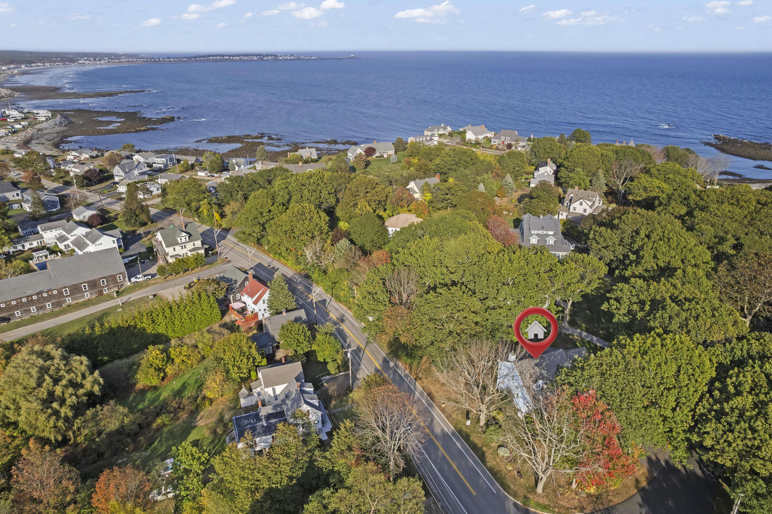 York, ME 03909,2 Roaring Rock RD