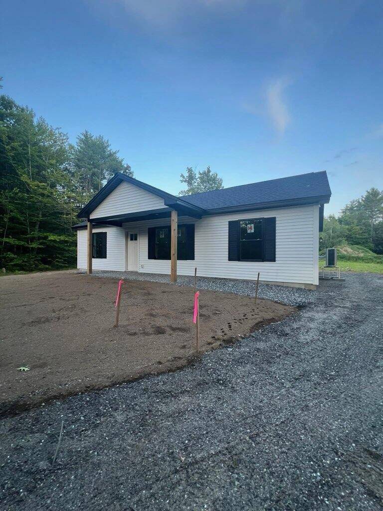 Bridgton, ME 04009,260 Hio Ridge RD