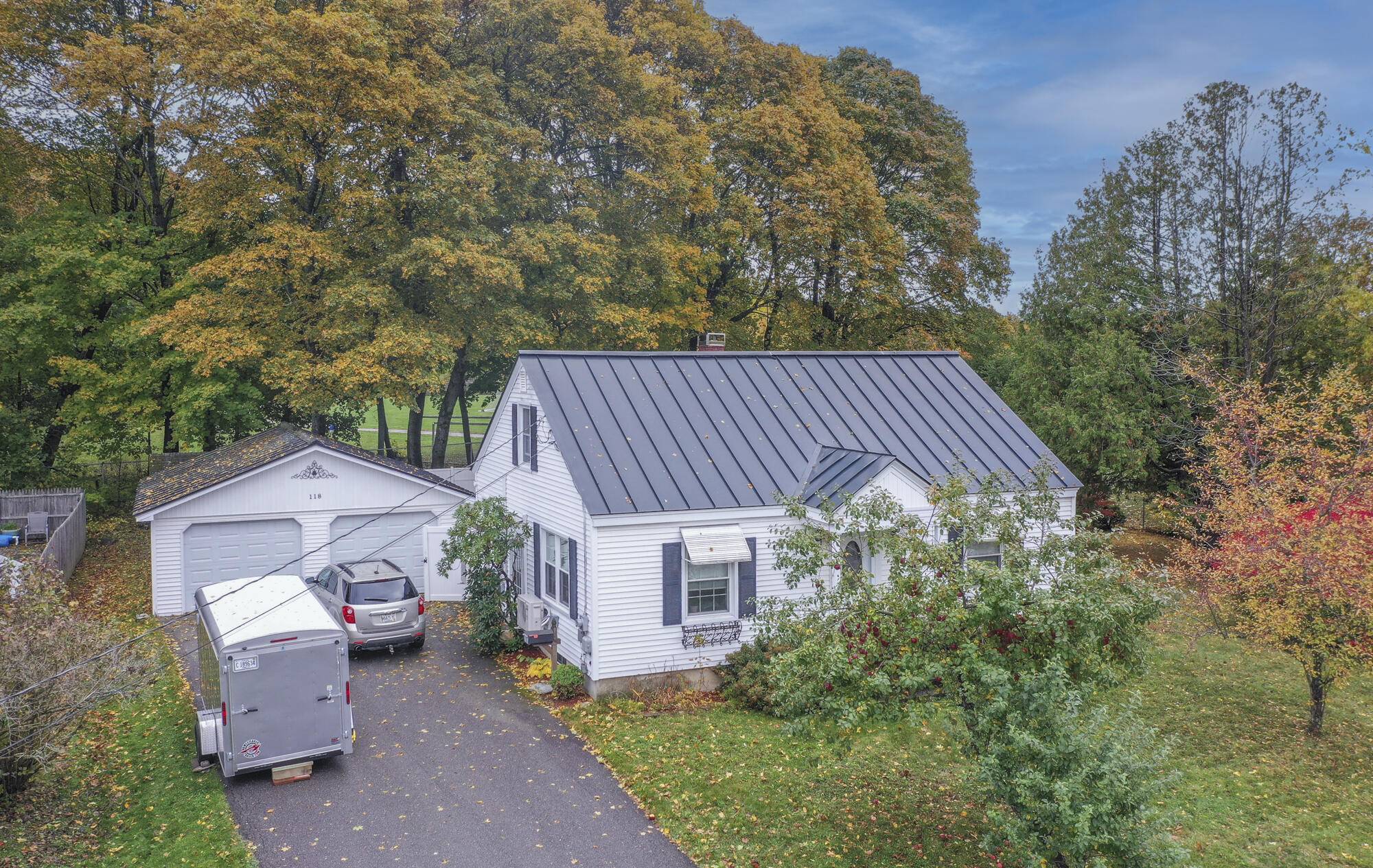 Brewer, ME 04412,118 Fling ST