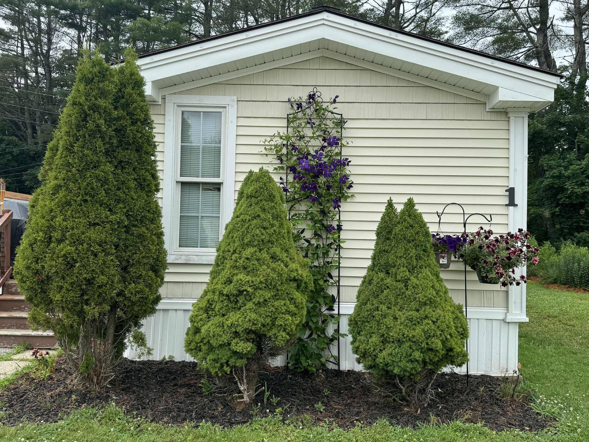 Lewiston, ME 04240,2161 Lisbon RD #1