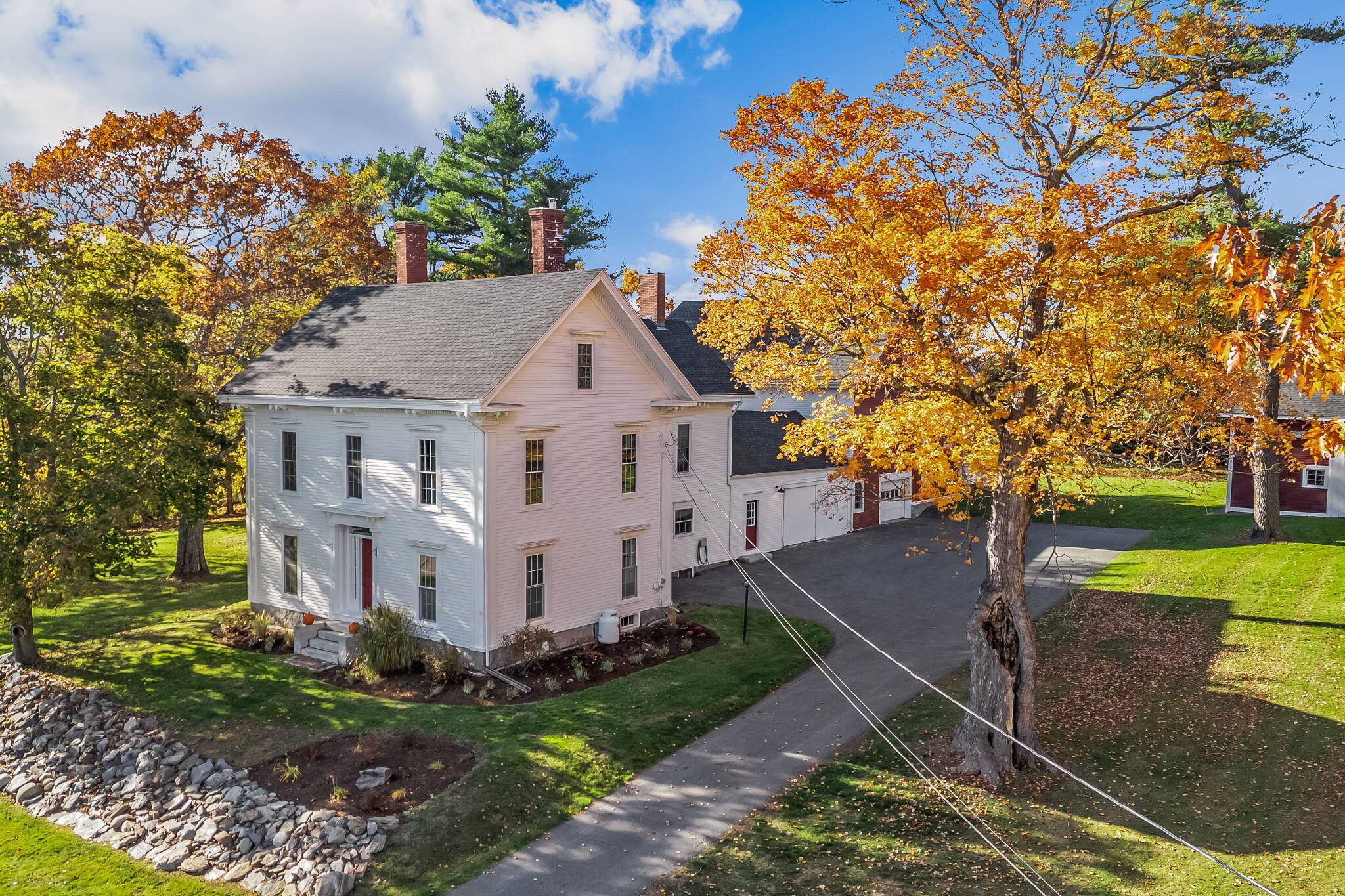 Hampden, ME 04444,180 Main RD N