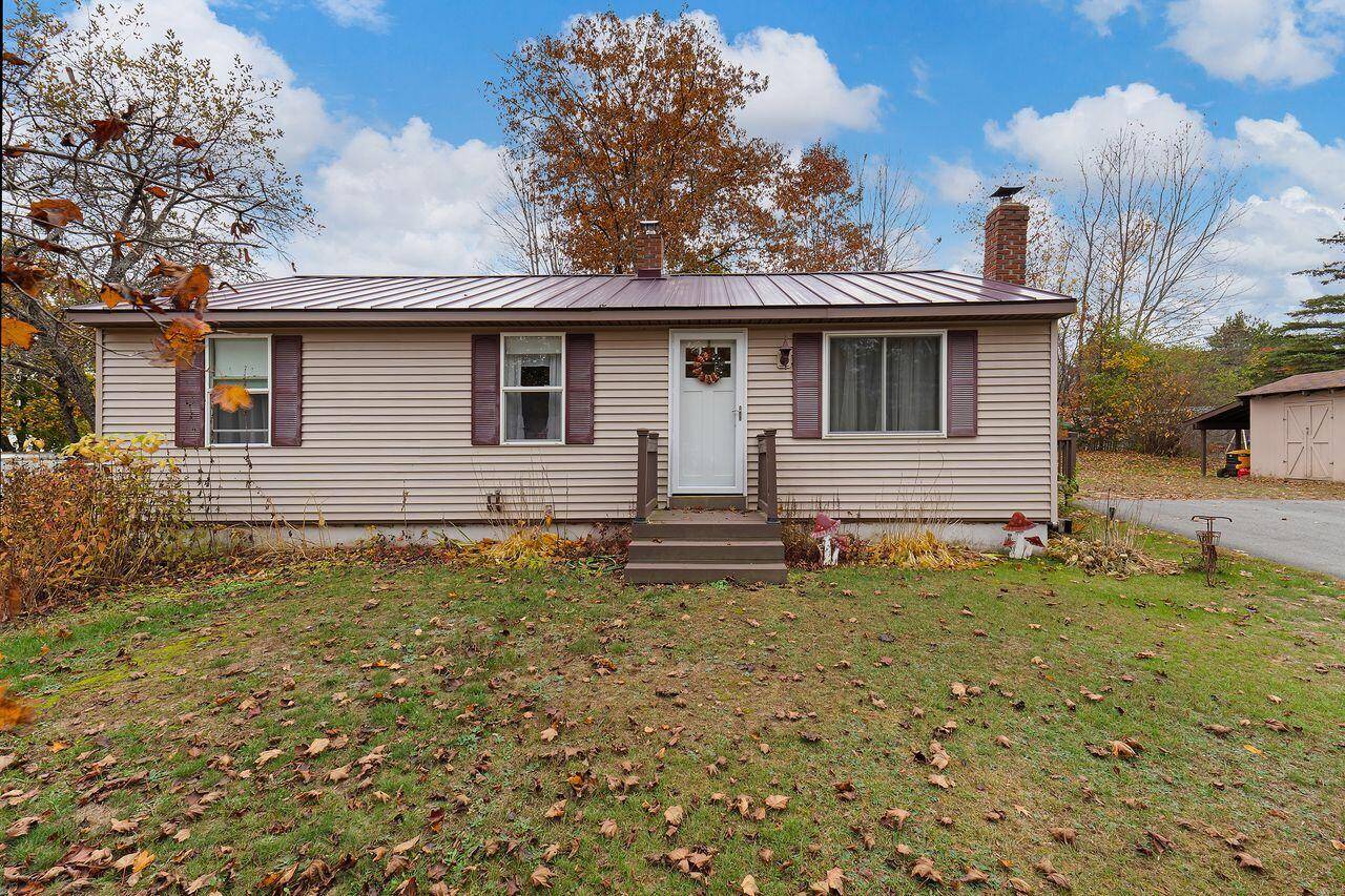 Farmington, ME 04938,127 Barlen ST