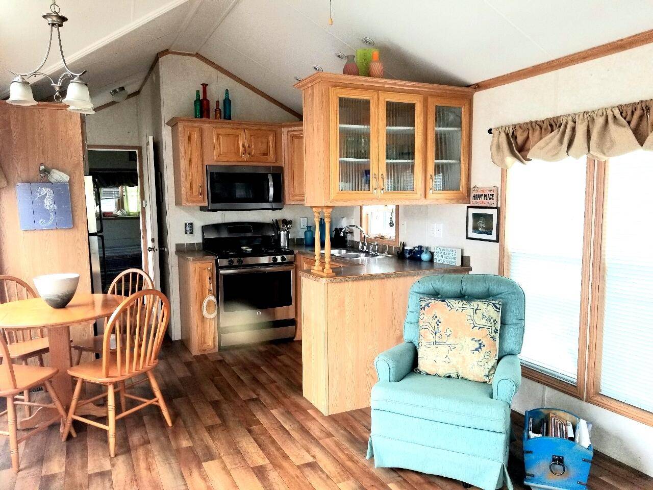 Wells, ME 04090,2073 Post RD #5