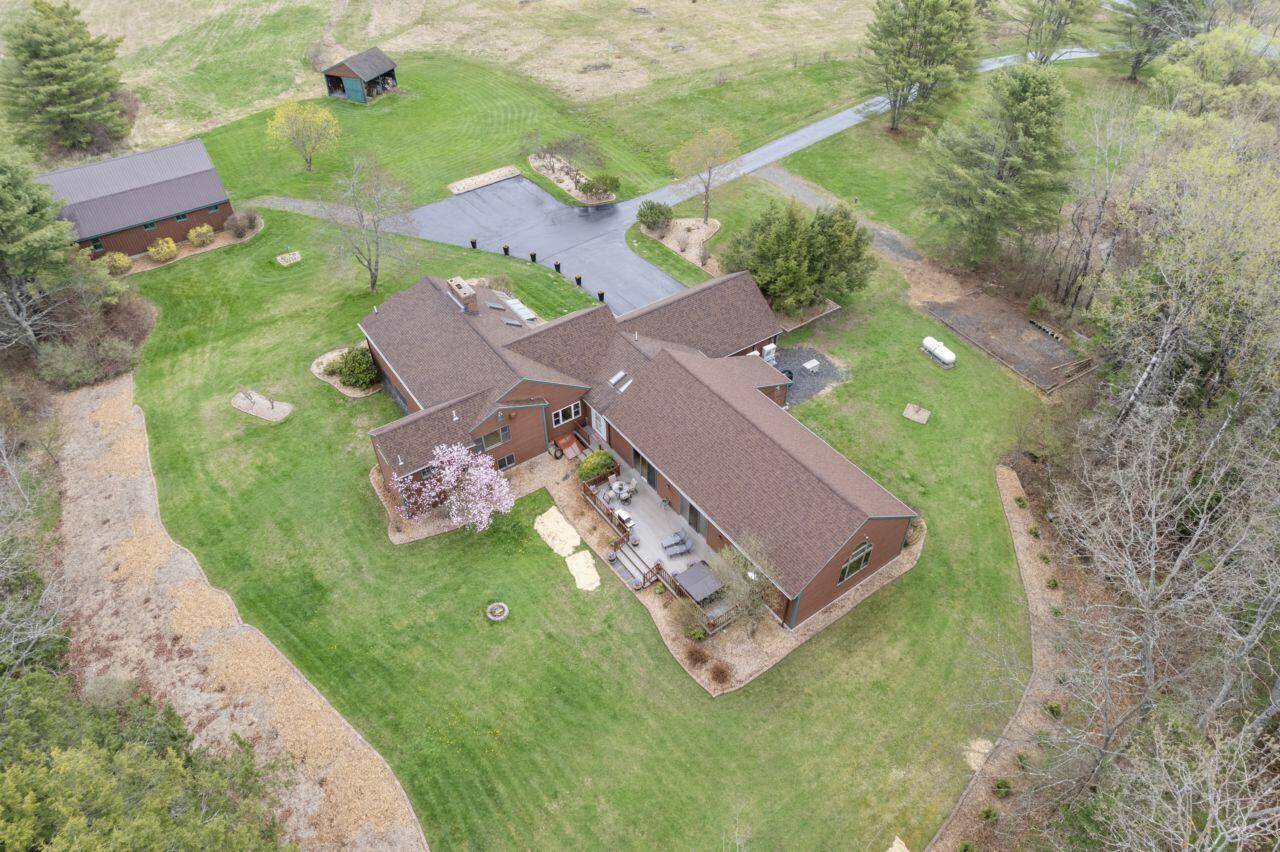 Brunswick, ME 04011,46 Casco RD