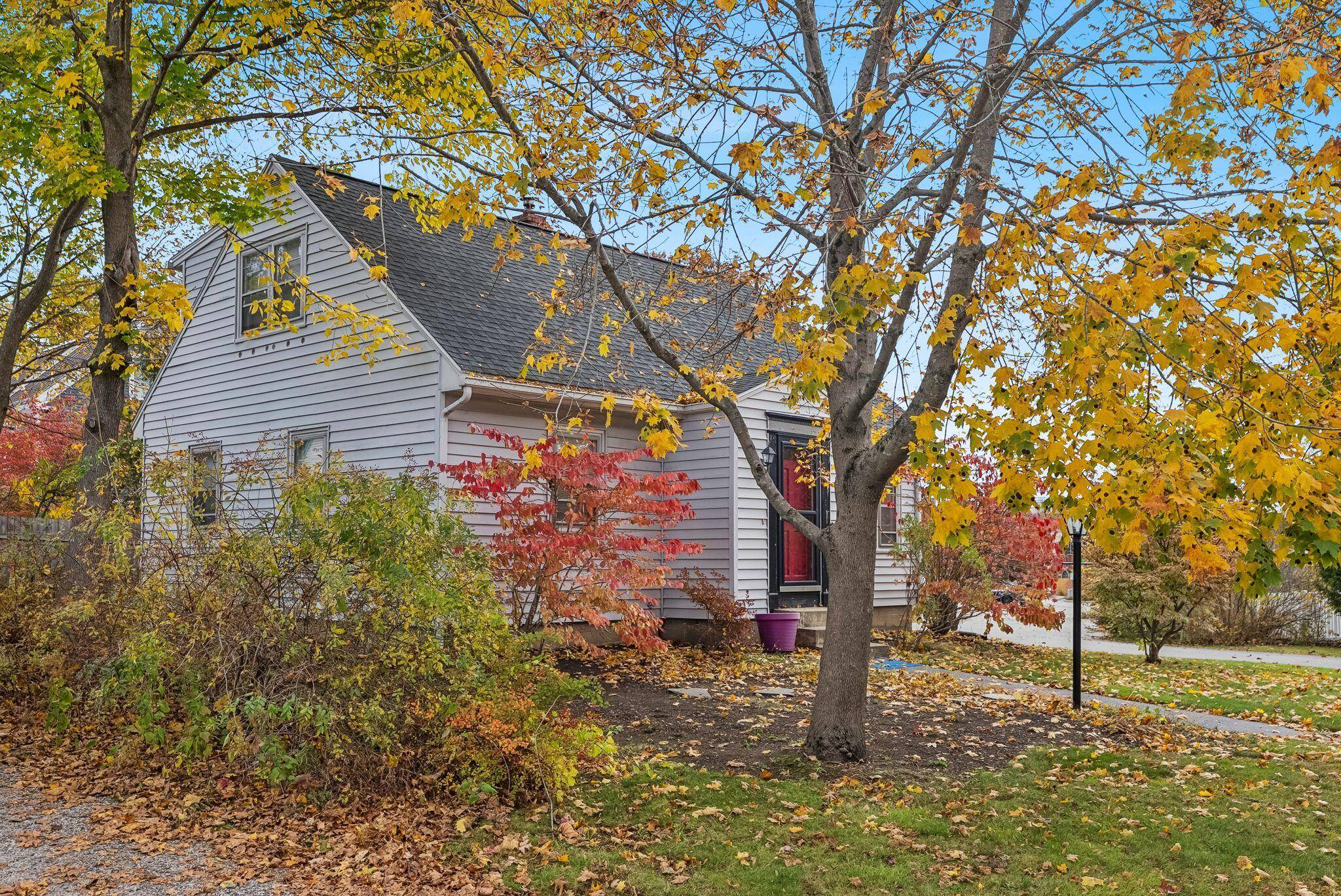 Kennebunk, ME 04043,9 Parsons ST