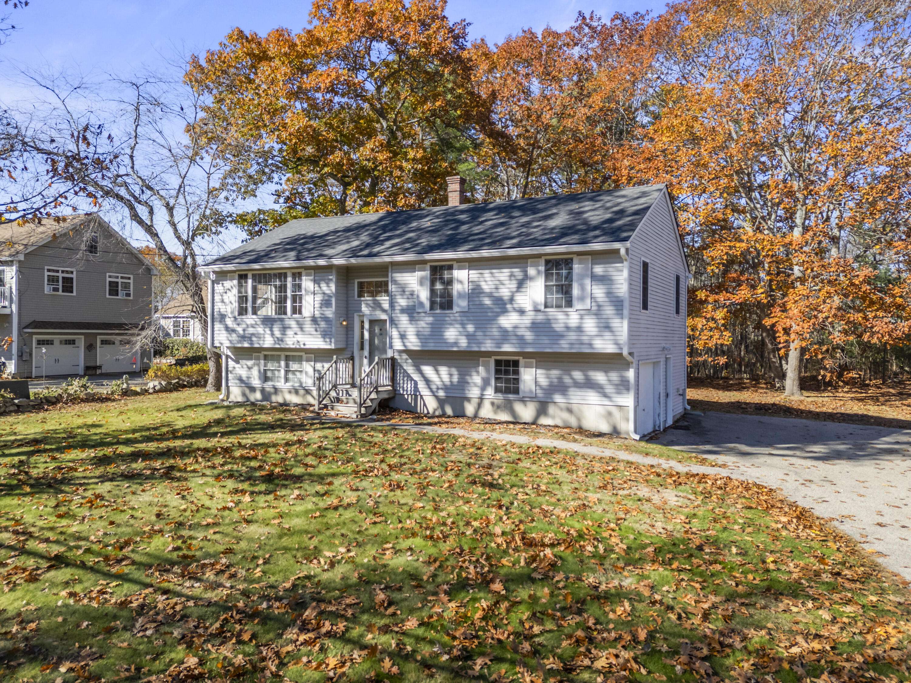 York, ME 03909,384 Ridge RD