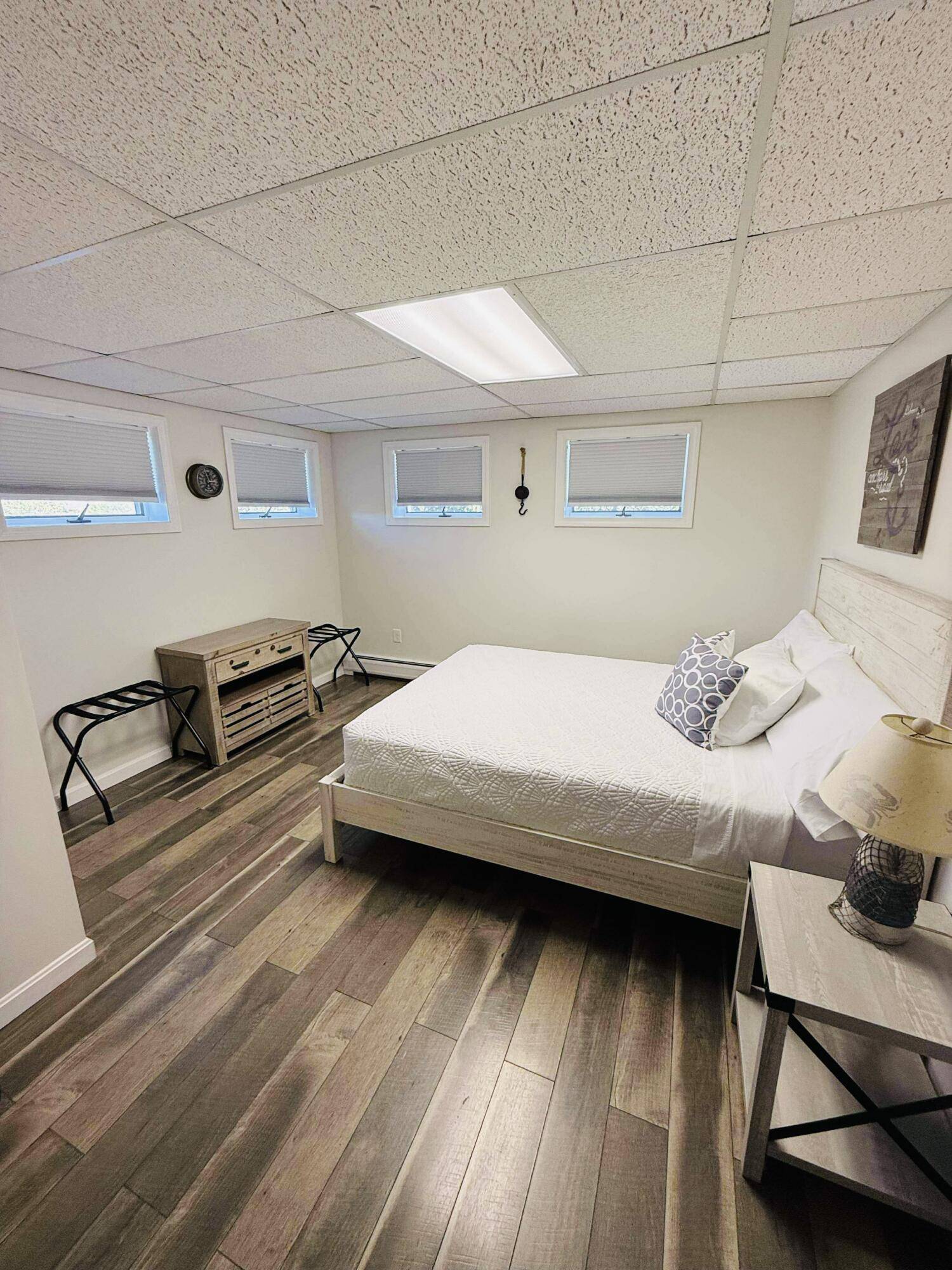 Gouldsboro, ME 04607,465 Main ST