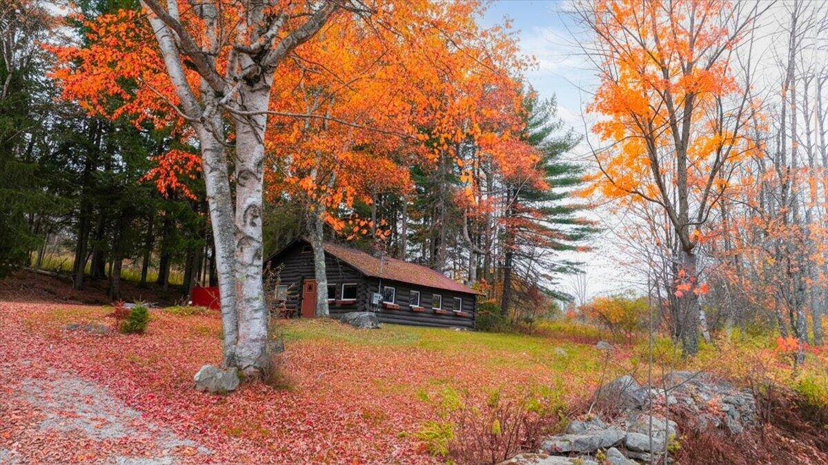 Norway, ME 04268,442 Norway Center RD