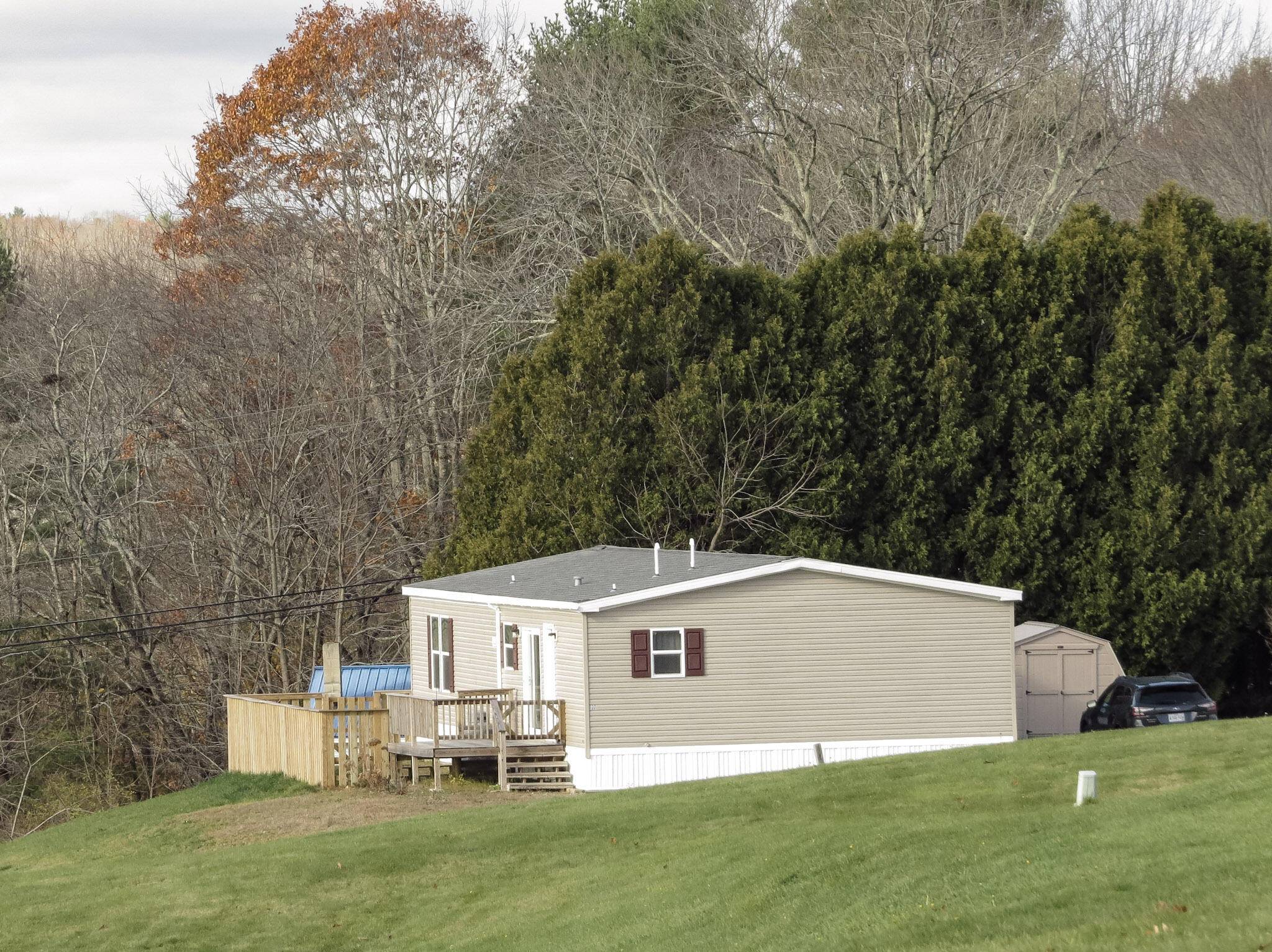 Belfast, ME 04915,37 Jacob RD