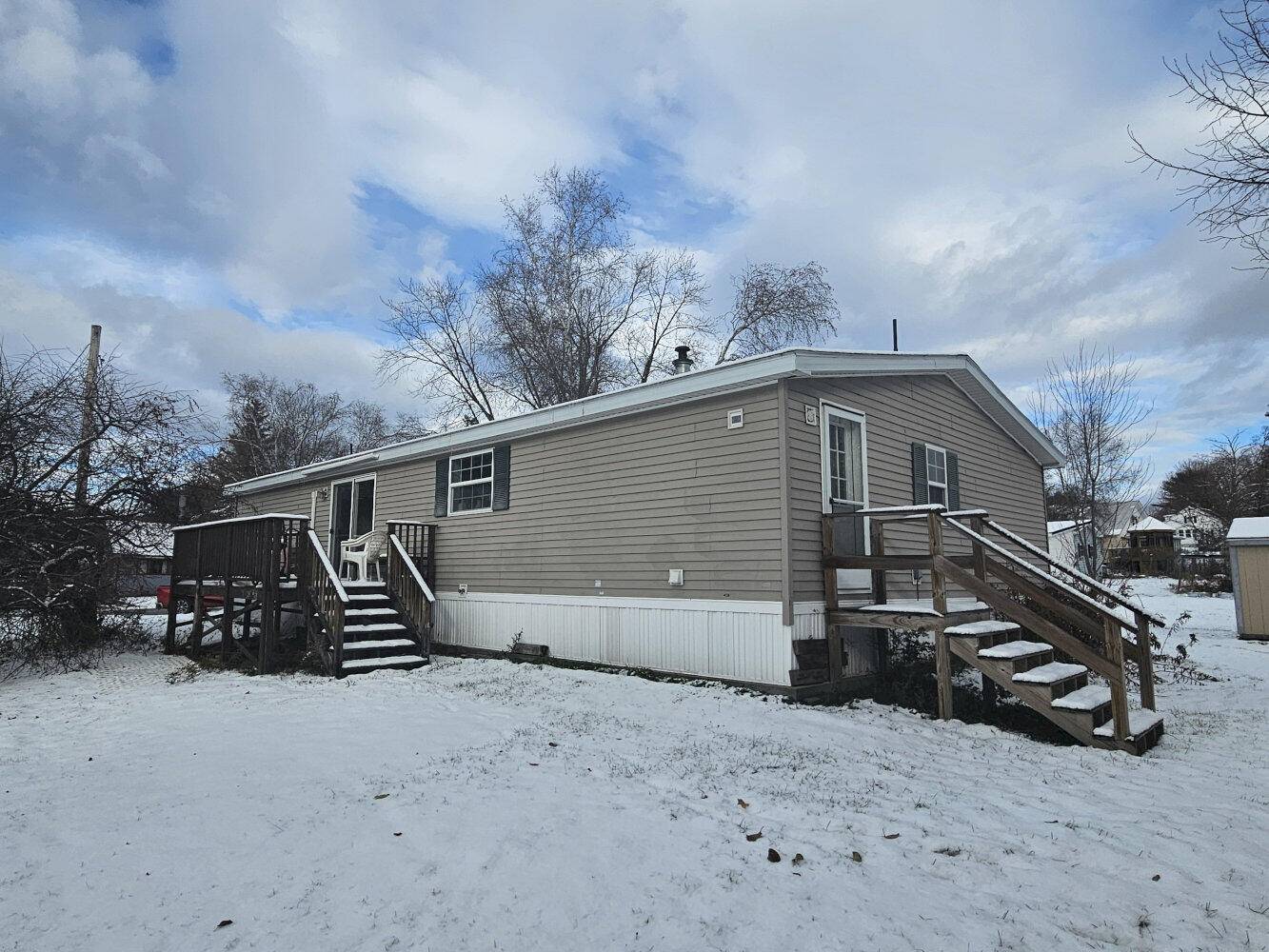 Madison, ME 04950,33 John ST