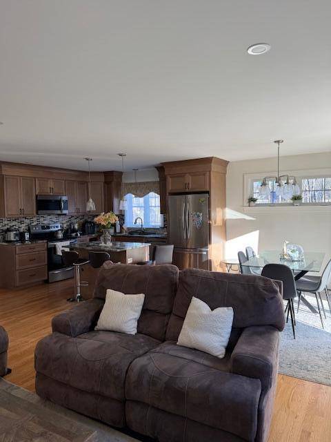 Scarborough, ME 04074,72 Stewart DR #-