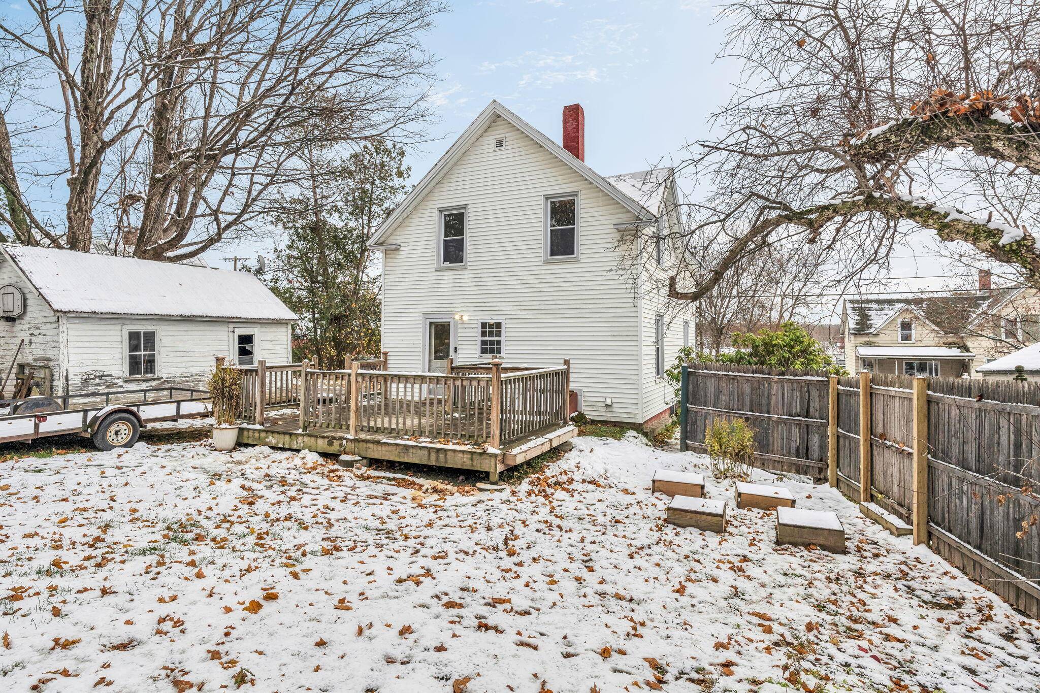 Skowhegan, ME 04976,32 E Maple ST