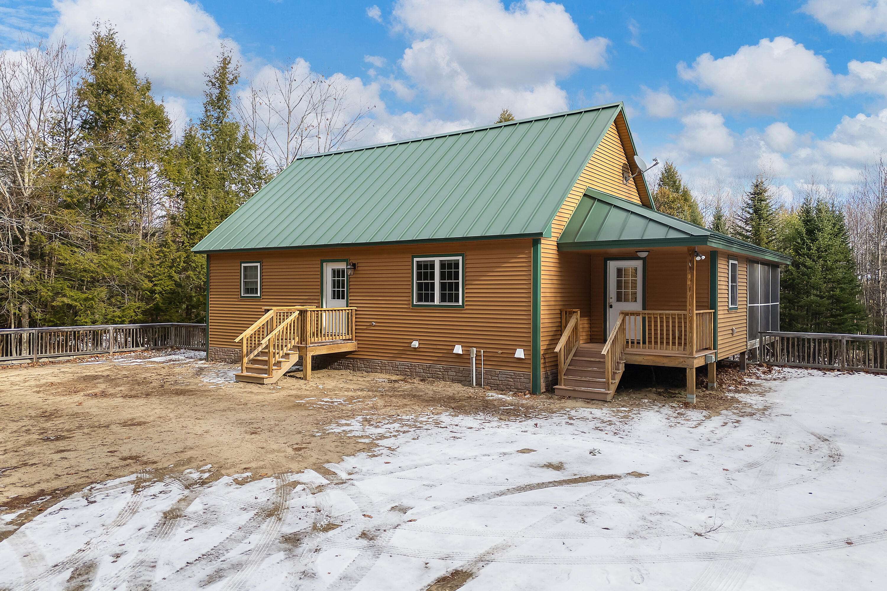 Buckfield, ME 04220,95 Old Sumner RD