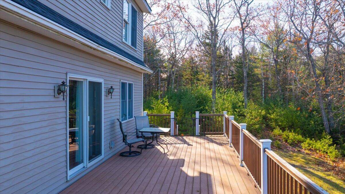 Wiscasset, ME 04578,448 Lowell town RD