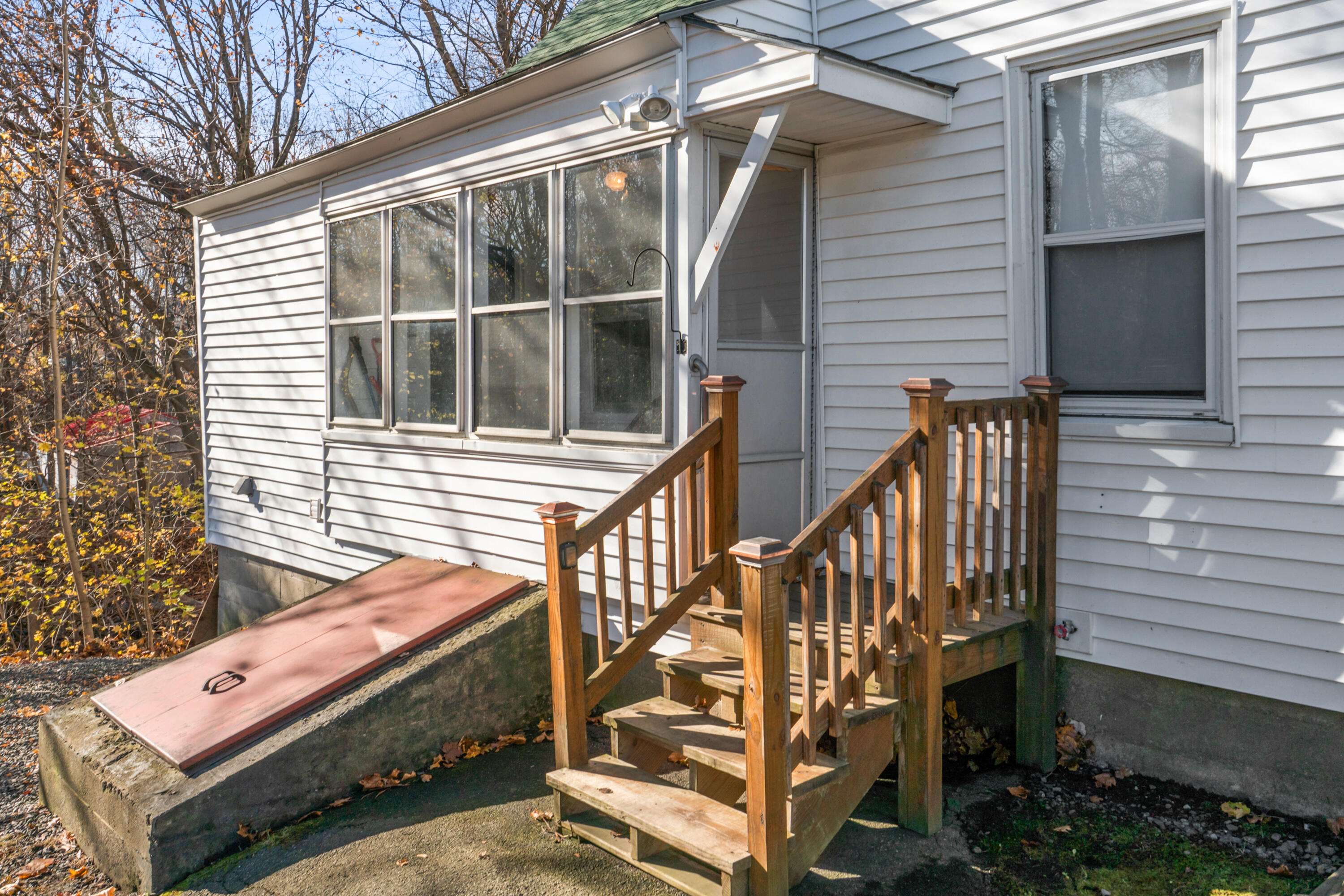 Gardiner, ME 04345,70 Spring ST