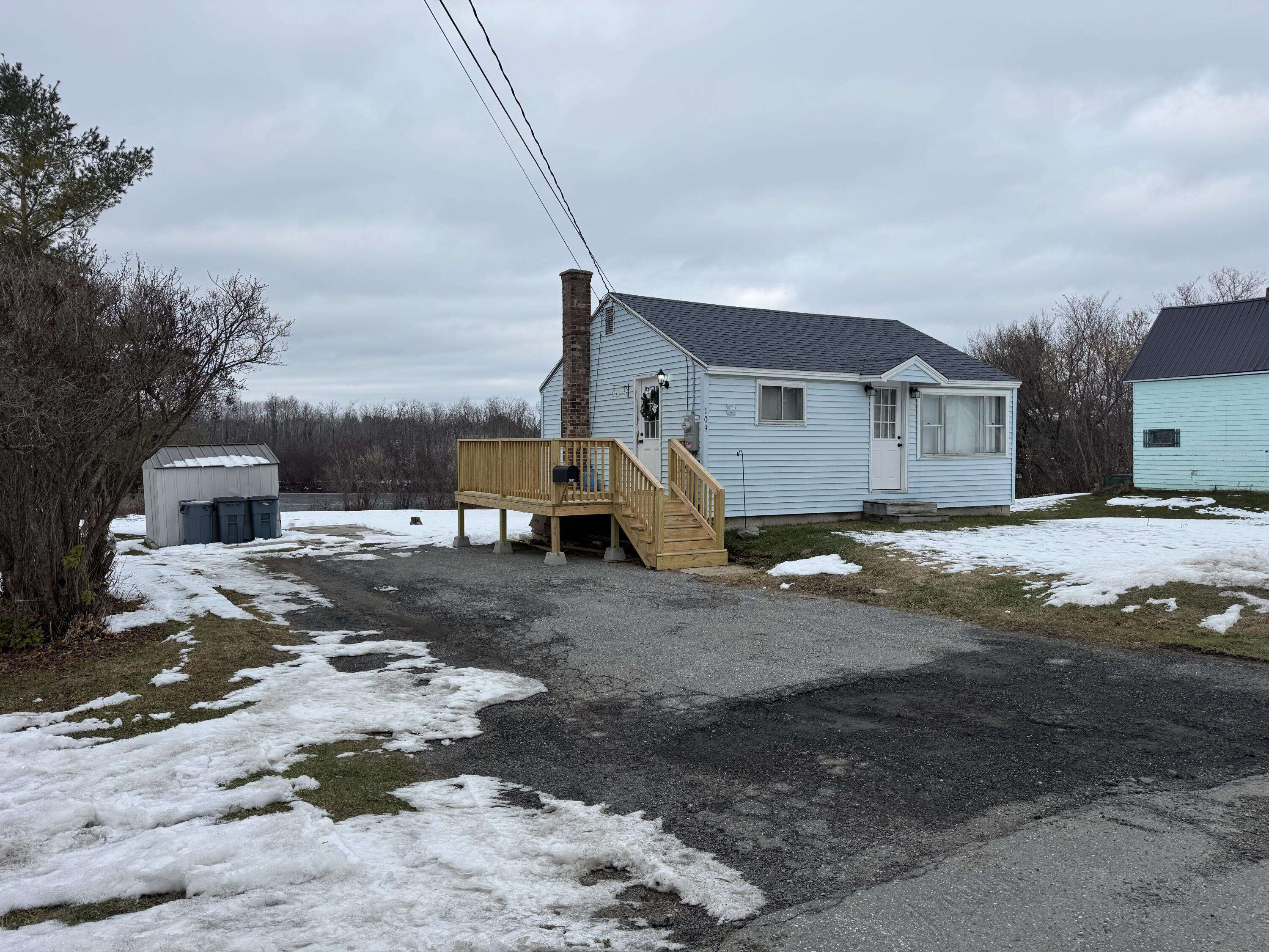 Presque Isle, ME 04769,109 Chapman RD