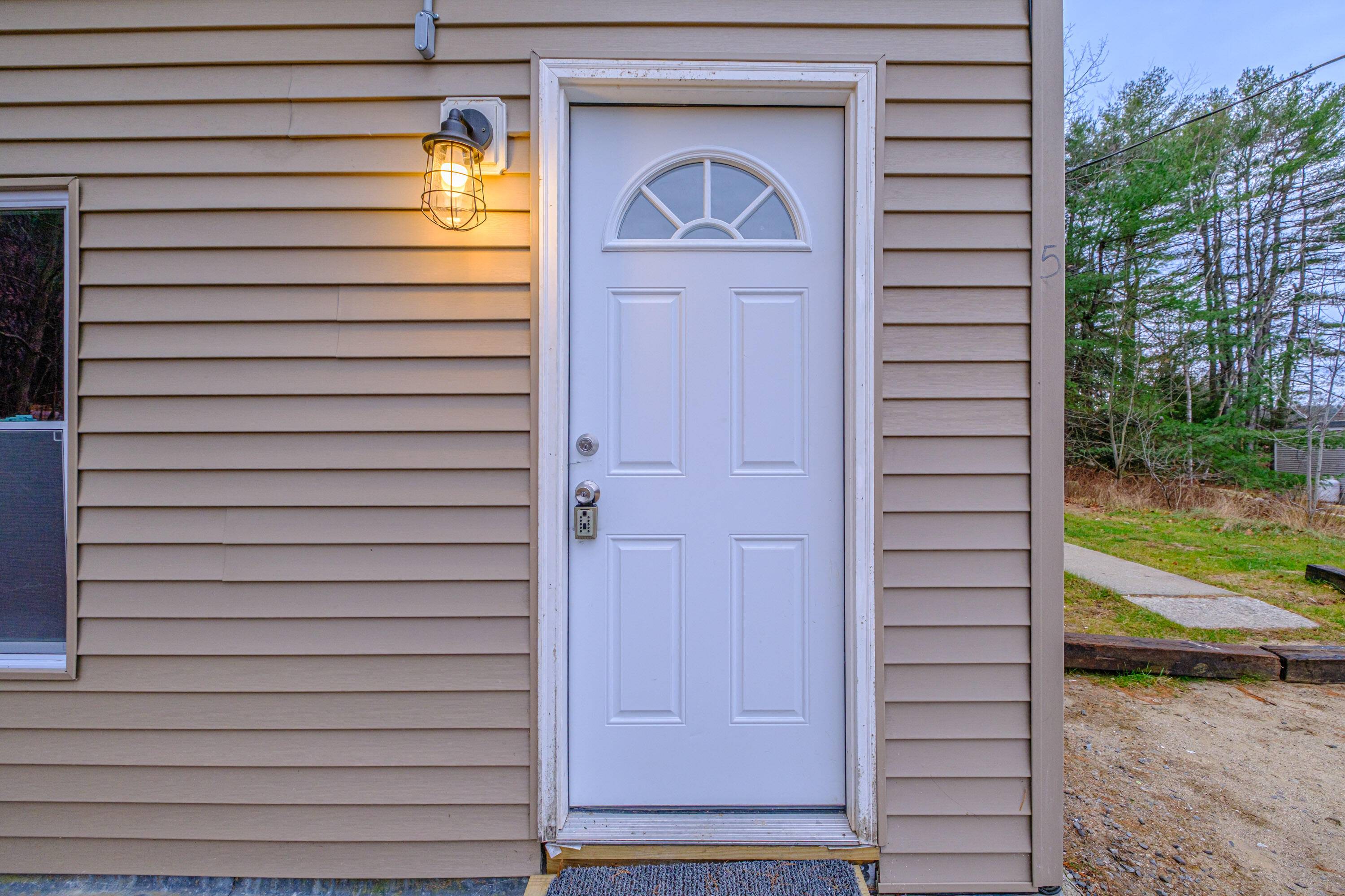 Casco, ME 04015,5 Tenney Hill RD