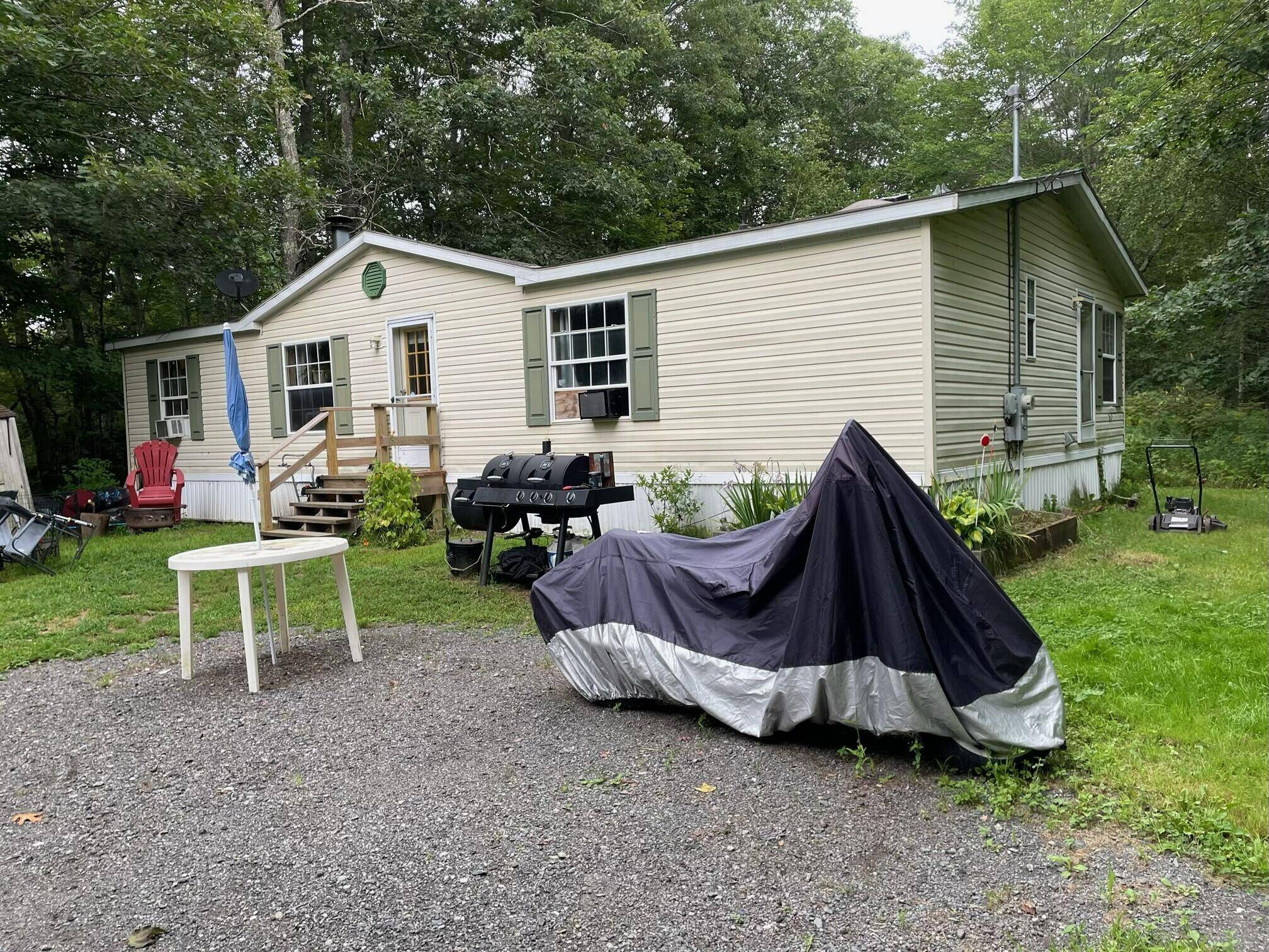 Belfast, ME 04915,24 Rollerson RD