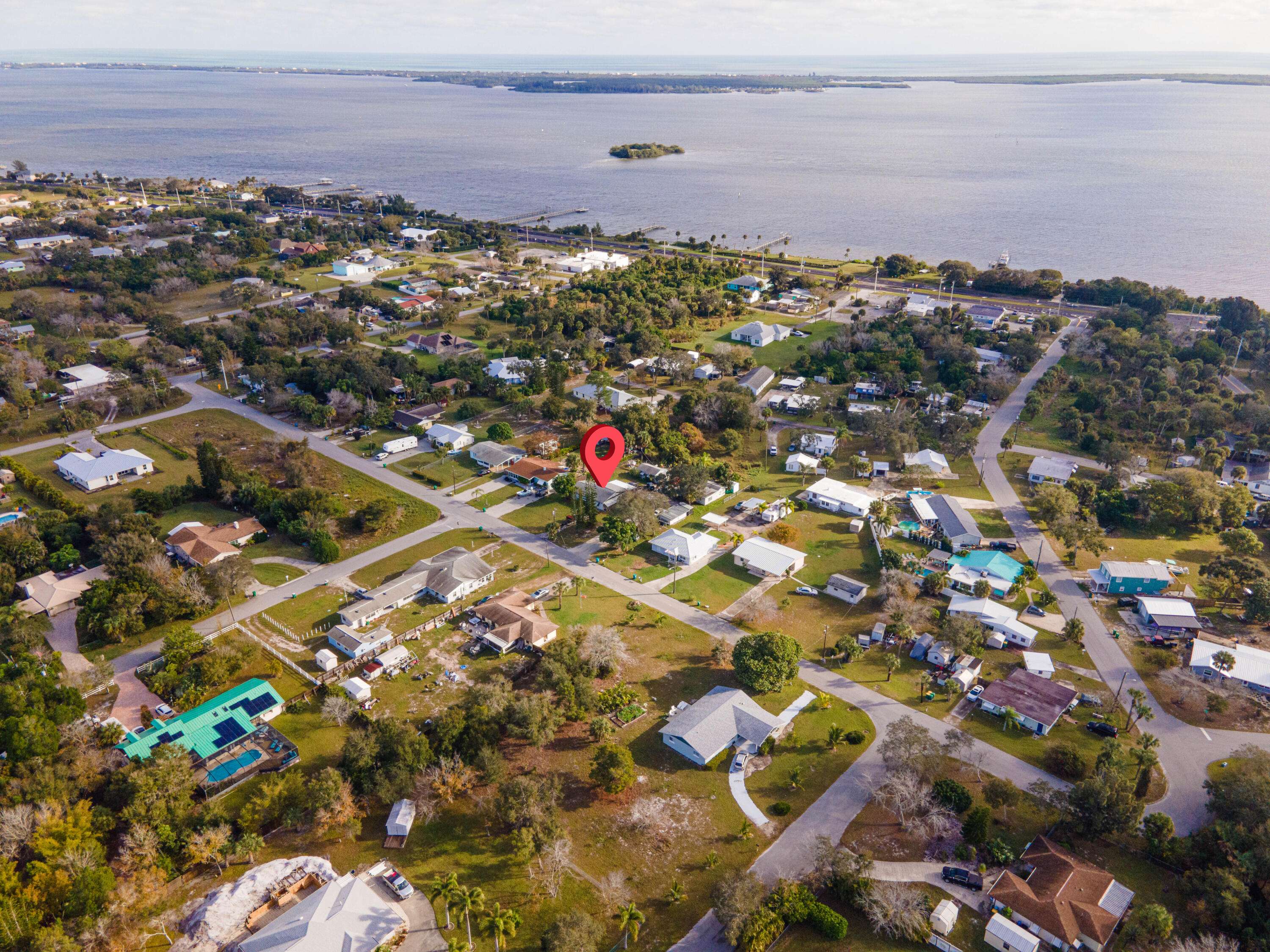 Micco, FL 32976,9349 Victoria DR