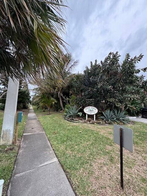 Indian Harbour Beach, FL 32937,1010 Pinetree DR #202