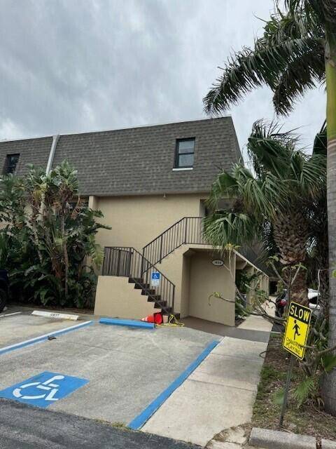 Indian Harbour Beach, FL 32937,1010 Pinetree DR #202