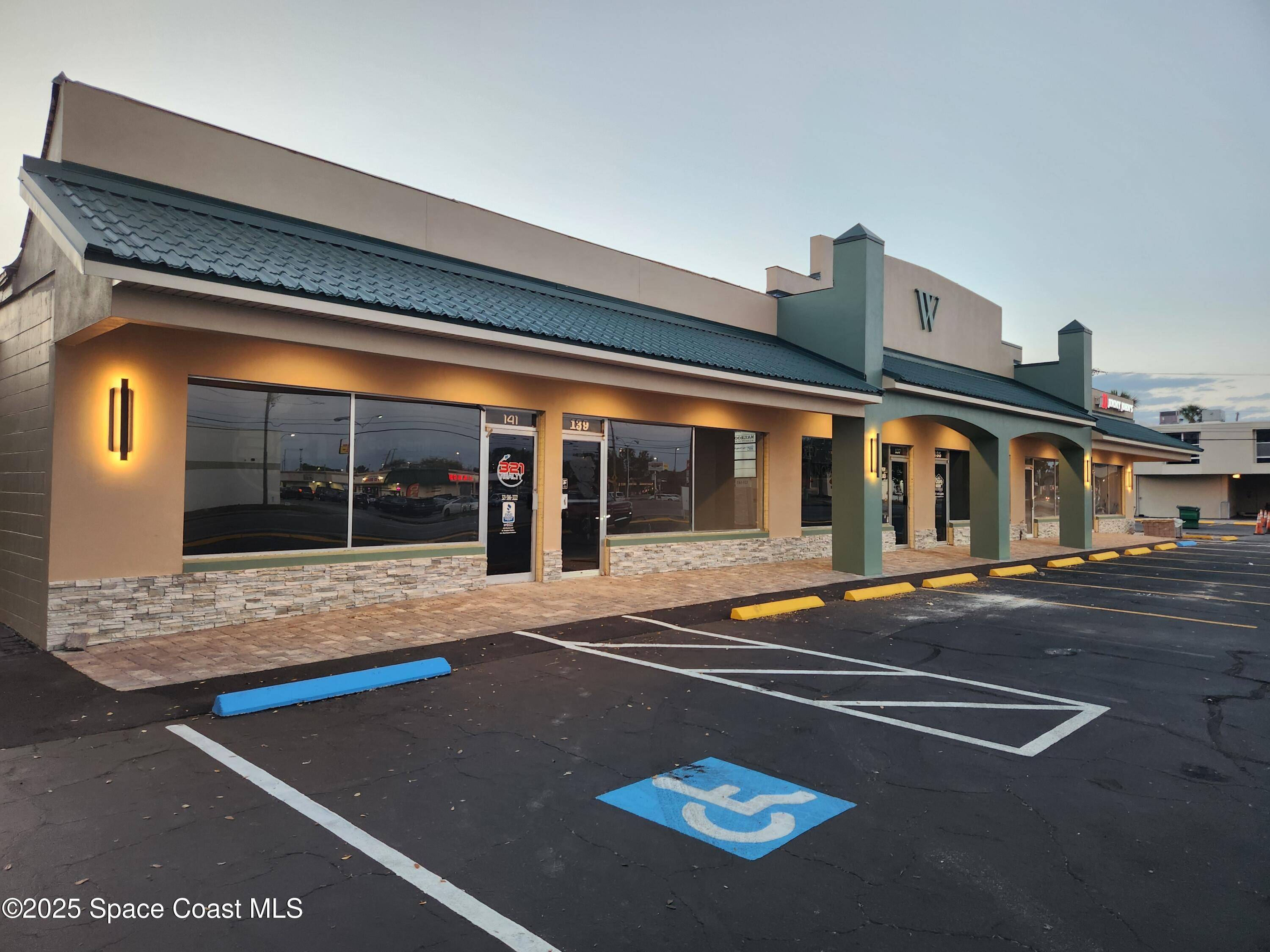 Merritt Island, FL 32953,139 S Courtenay Pkwy