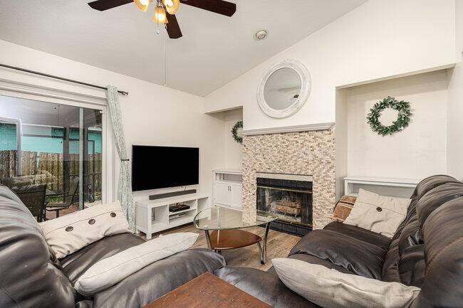 Orlando, FL 32810,3524 Greatbear CT