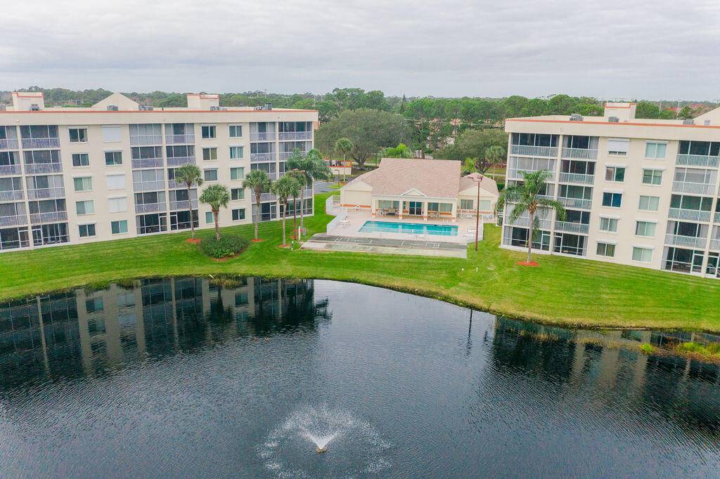 Rockledge, FL 32955,1420 Huntington LN #2101