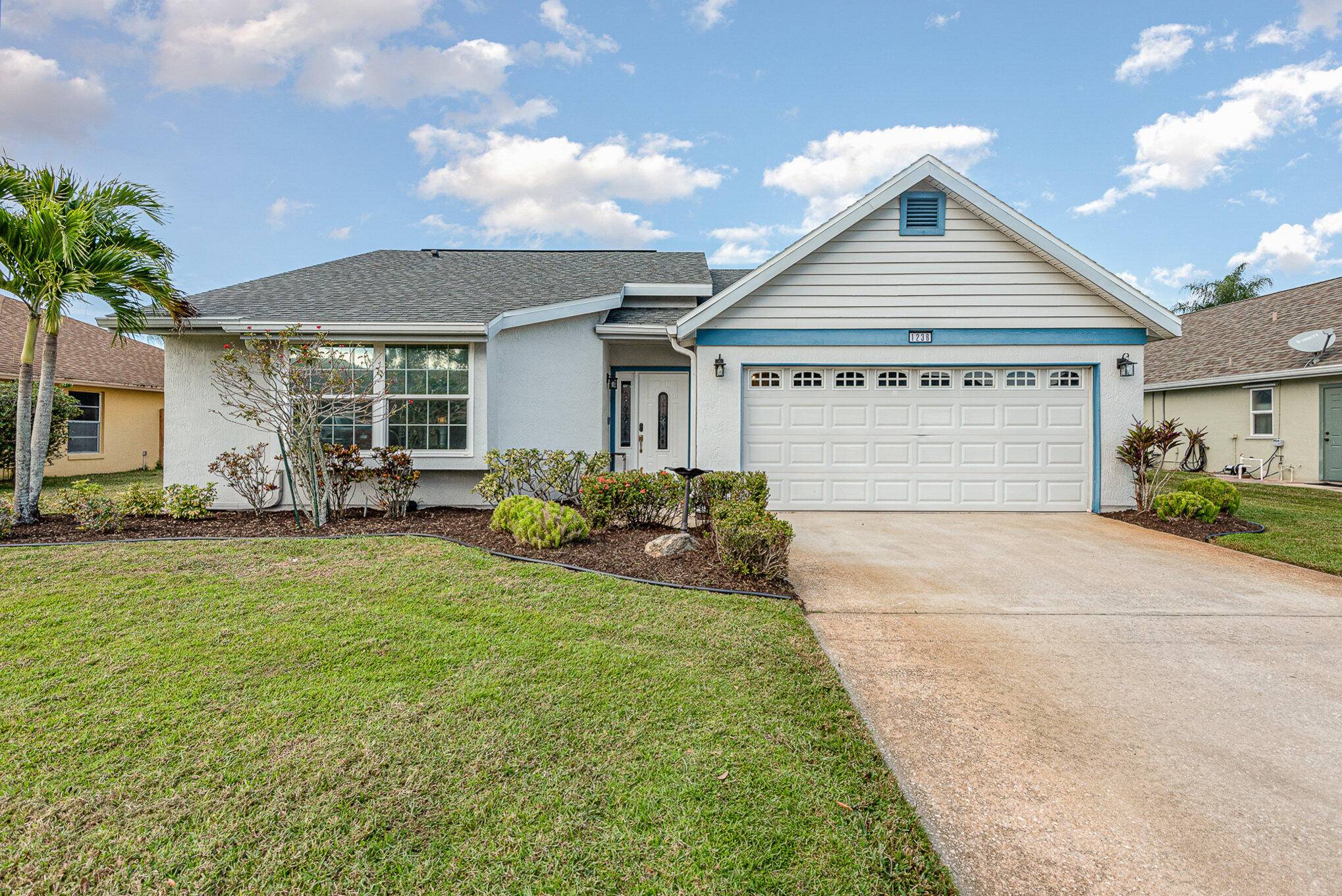 Rockledge, FL 32955,1236 Walnut Grove