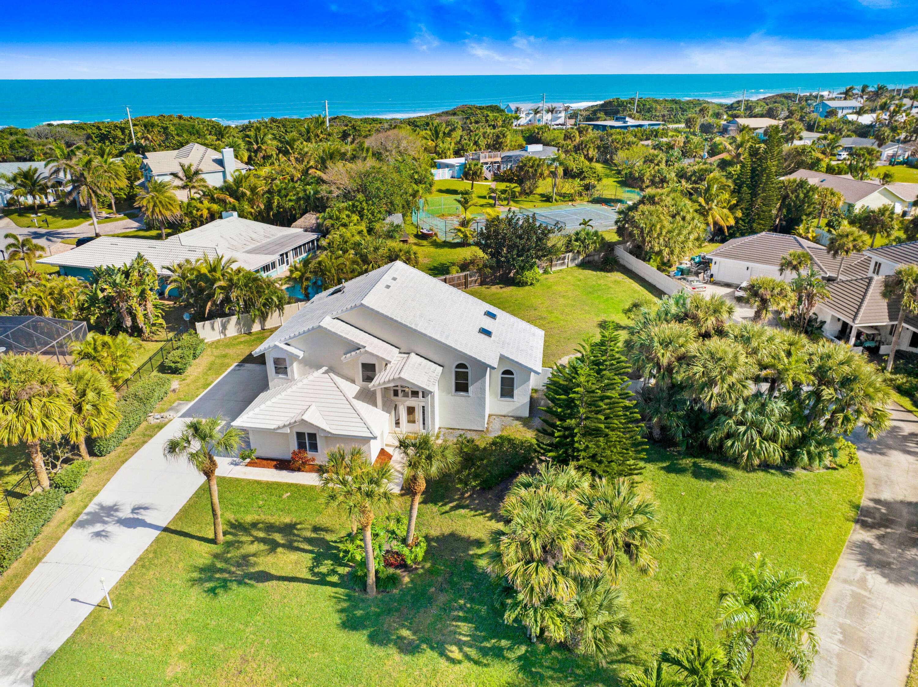 Melbourne Beach, FL 32951,165 Beachwood BLVD