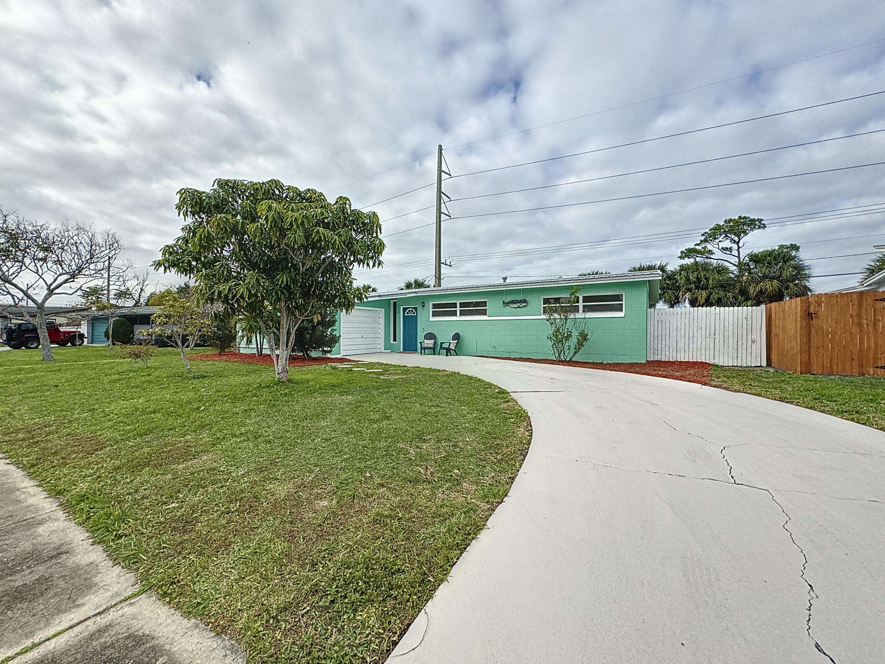 Merritt Island, FL 32952,60 Barbados DR