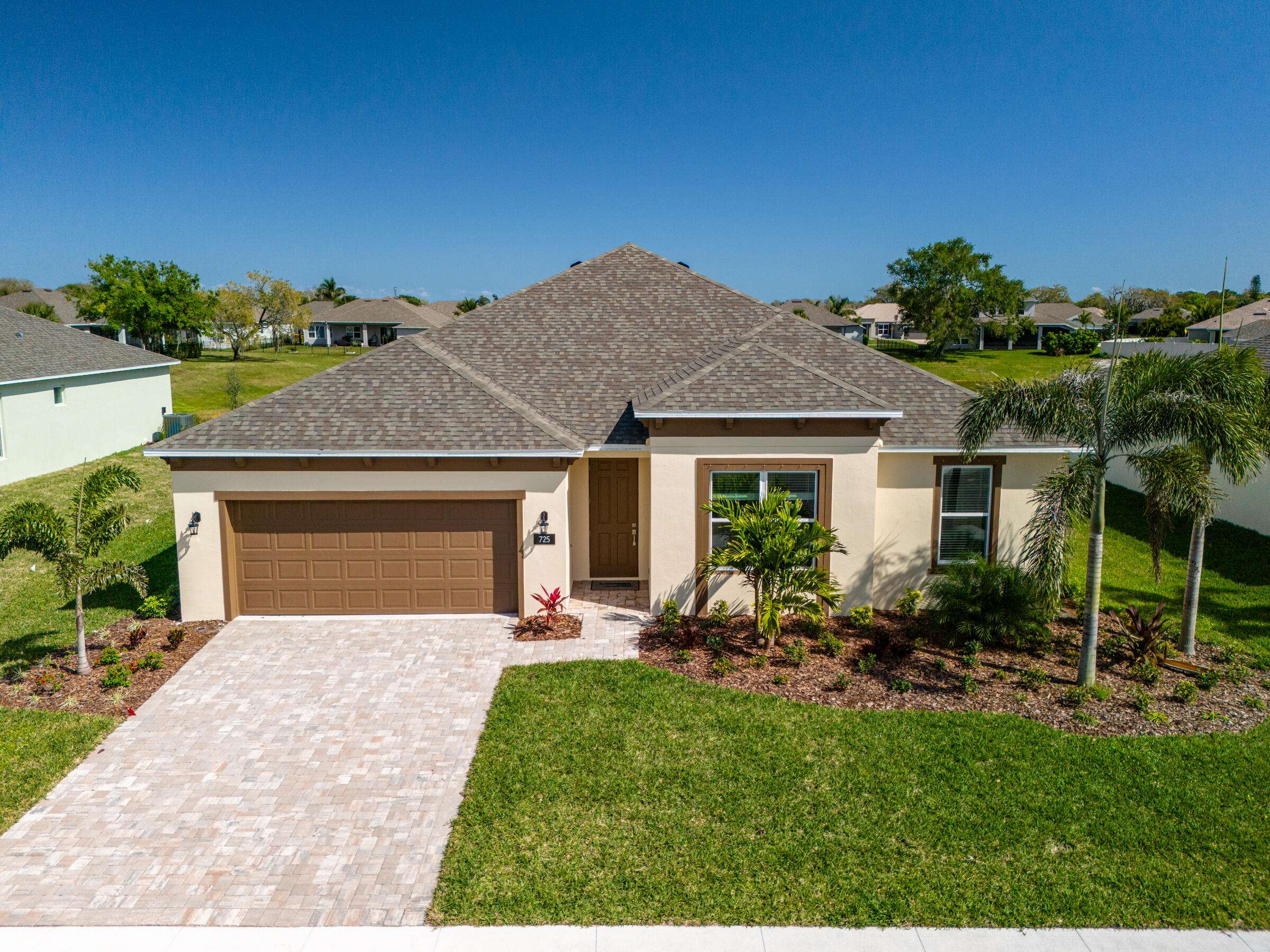 Palm Bay, FL 32905,725 Kilkenny LN NE